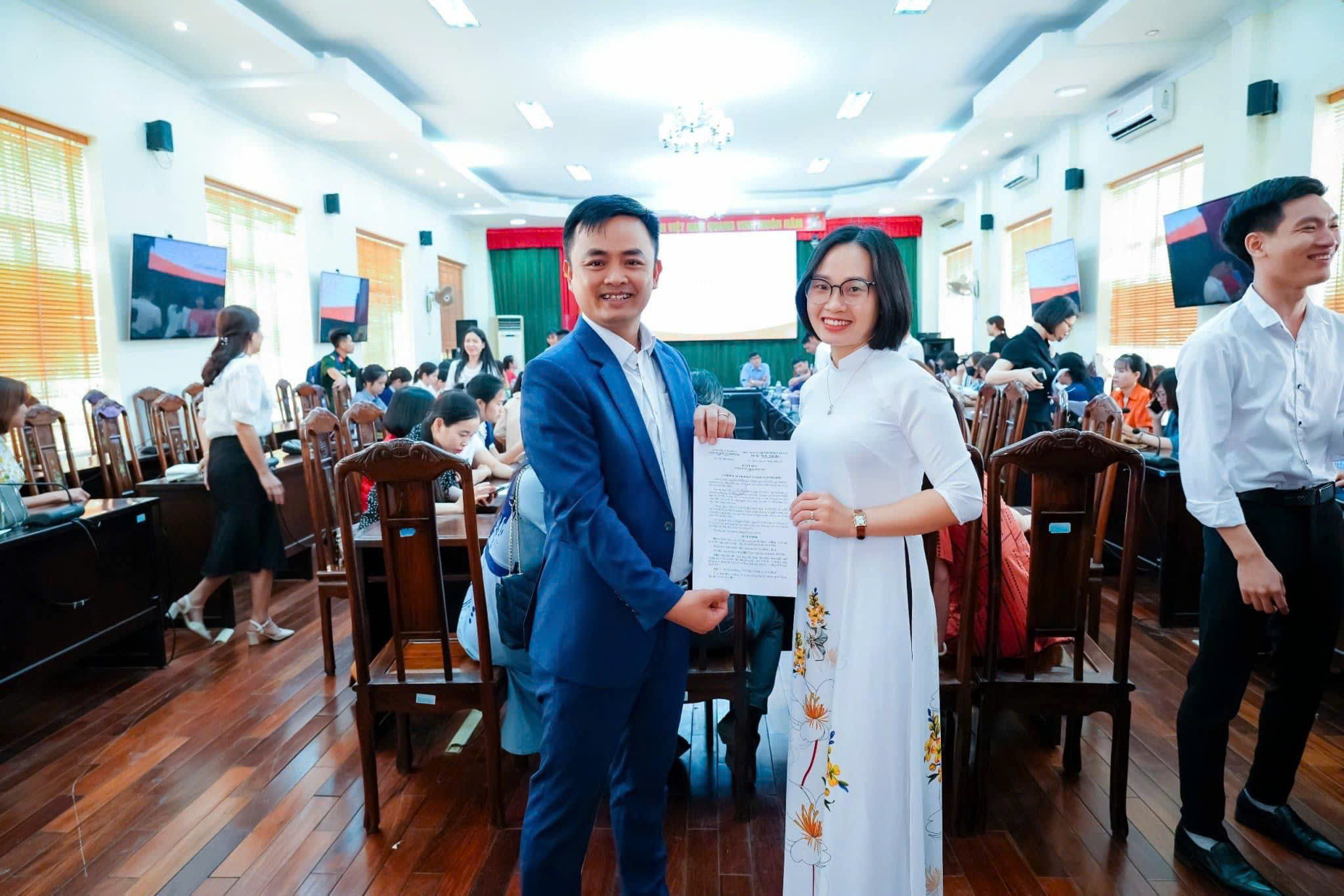 on-thi-vien-chuc-thay-toan (1)