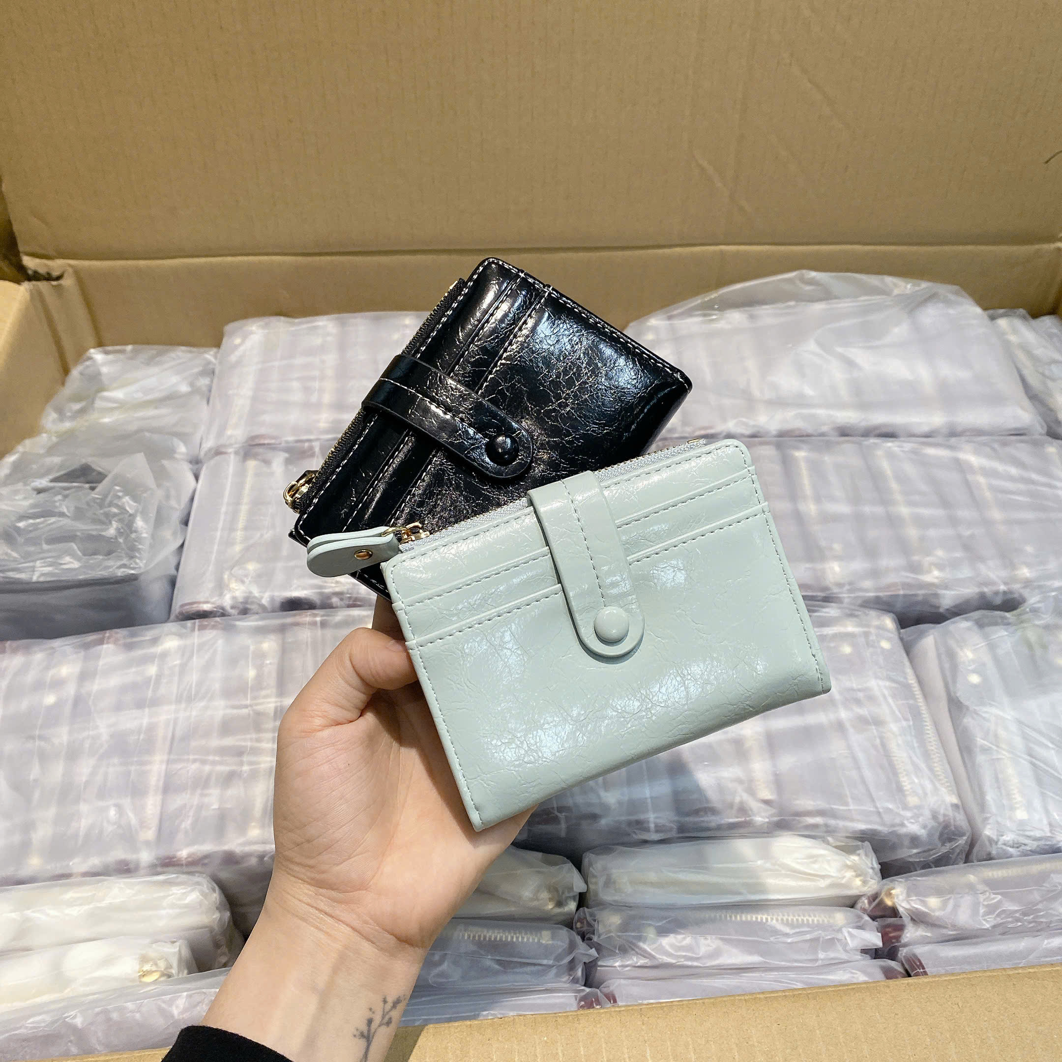 V1 VÍ 6 MÀU_thumbnail_3