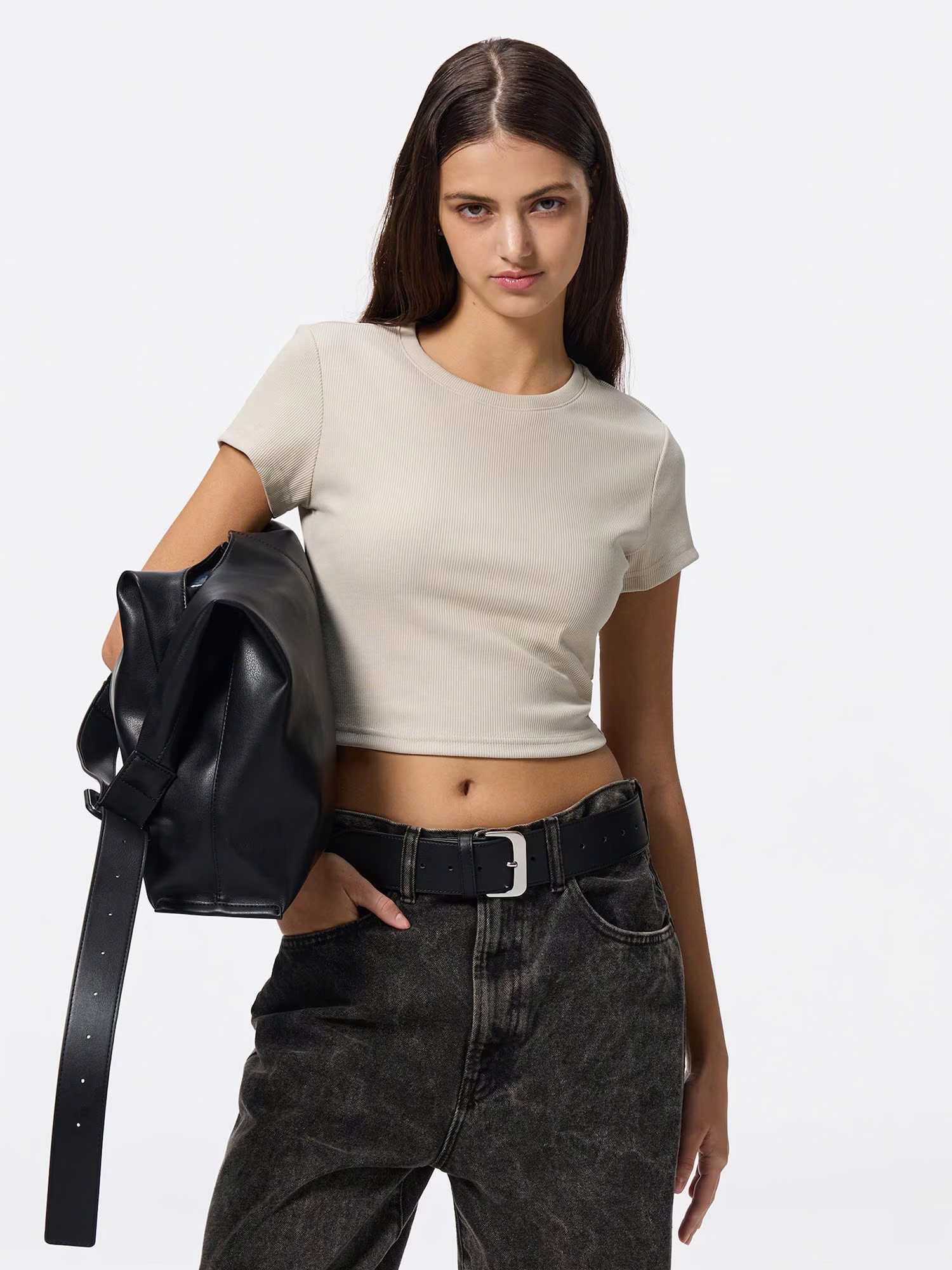 AT496 ÁO THUN GU CROP_thumbnail_12