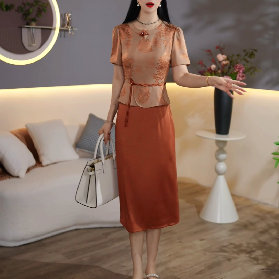 17827-Đầm suông cam nâu dáng peplum lụa  vân gấm ( lụa)