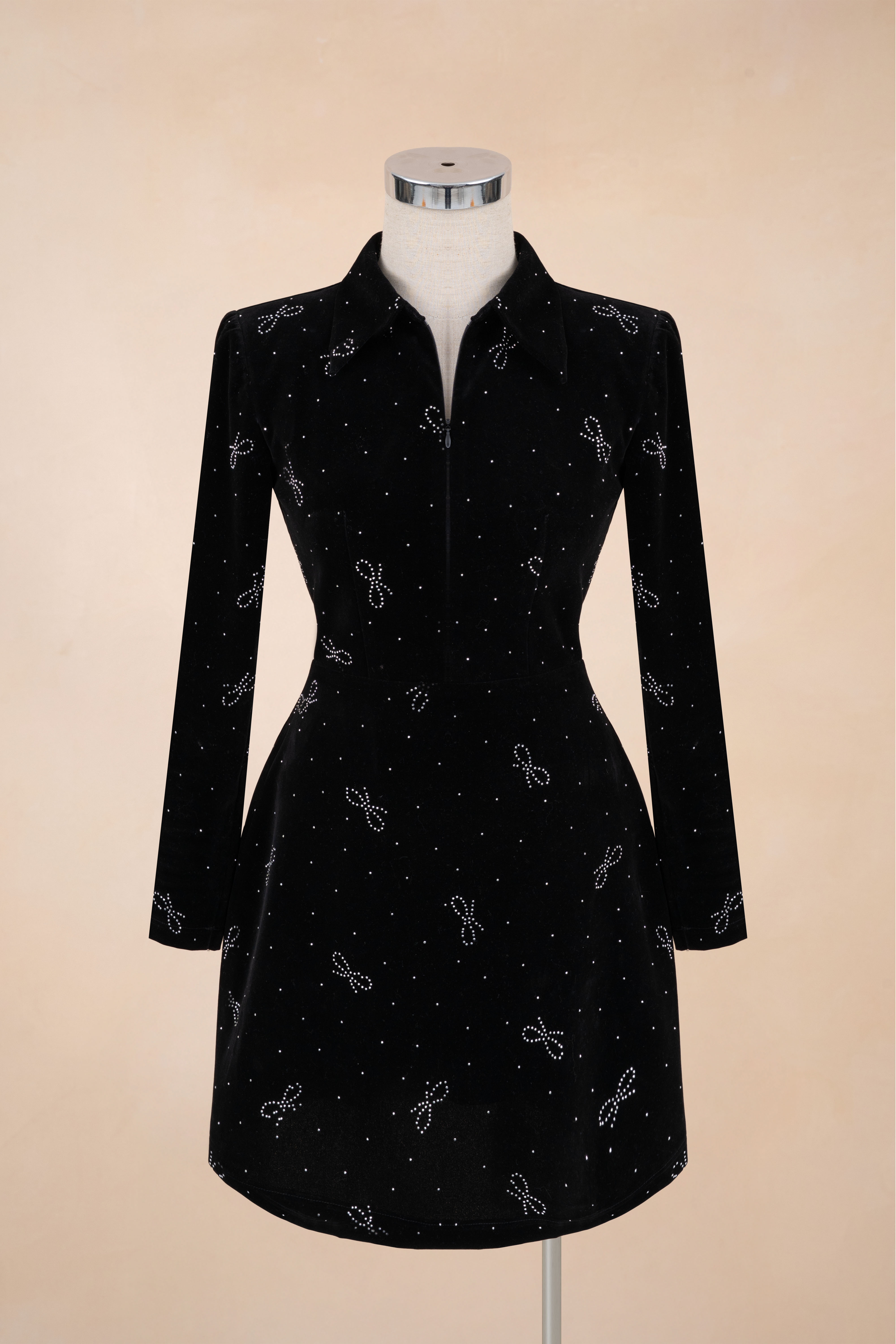 Đầm Chữ A Nhung Tay Dài Bling