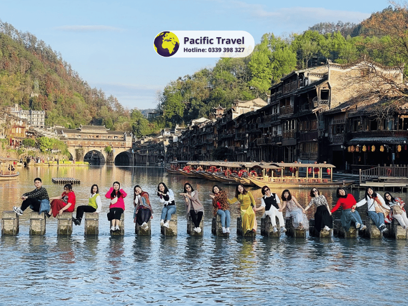 Trung Quốc: Ân Thi - Trương Gia Giới - Phượng Hoàng Cổ Trấn 6n5đ_5