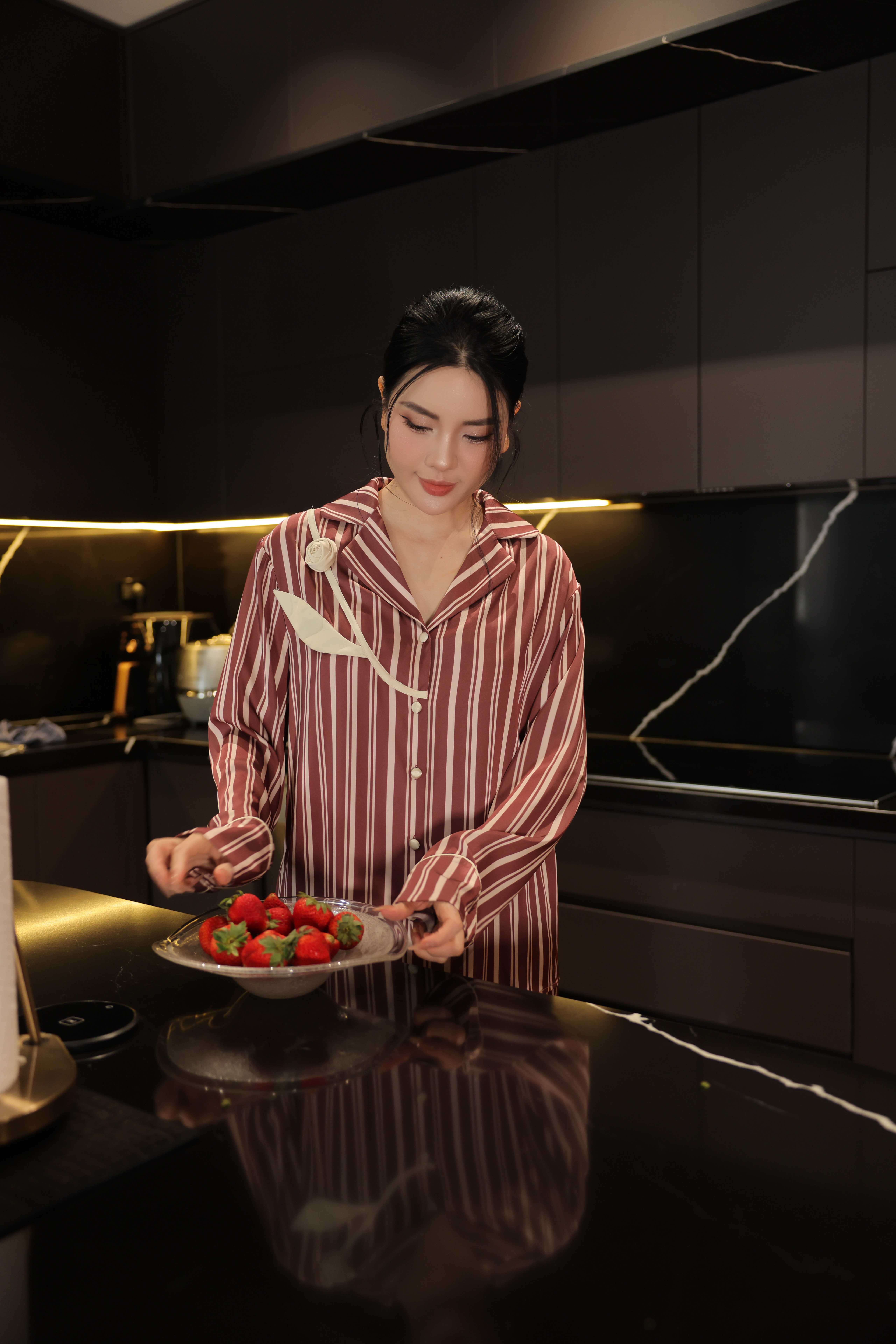 Bộ Lụa 𝑺𝒐𝒇𝒕 𝑯𝒐𝒖𝒓𝒔 áo dài tay, quần dài BN653_thumbnail_8