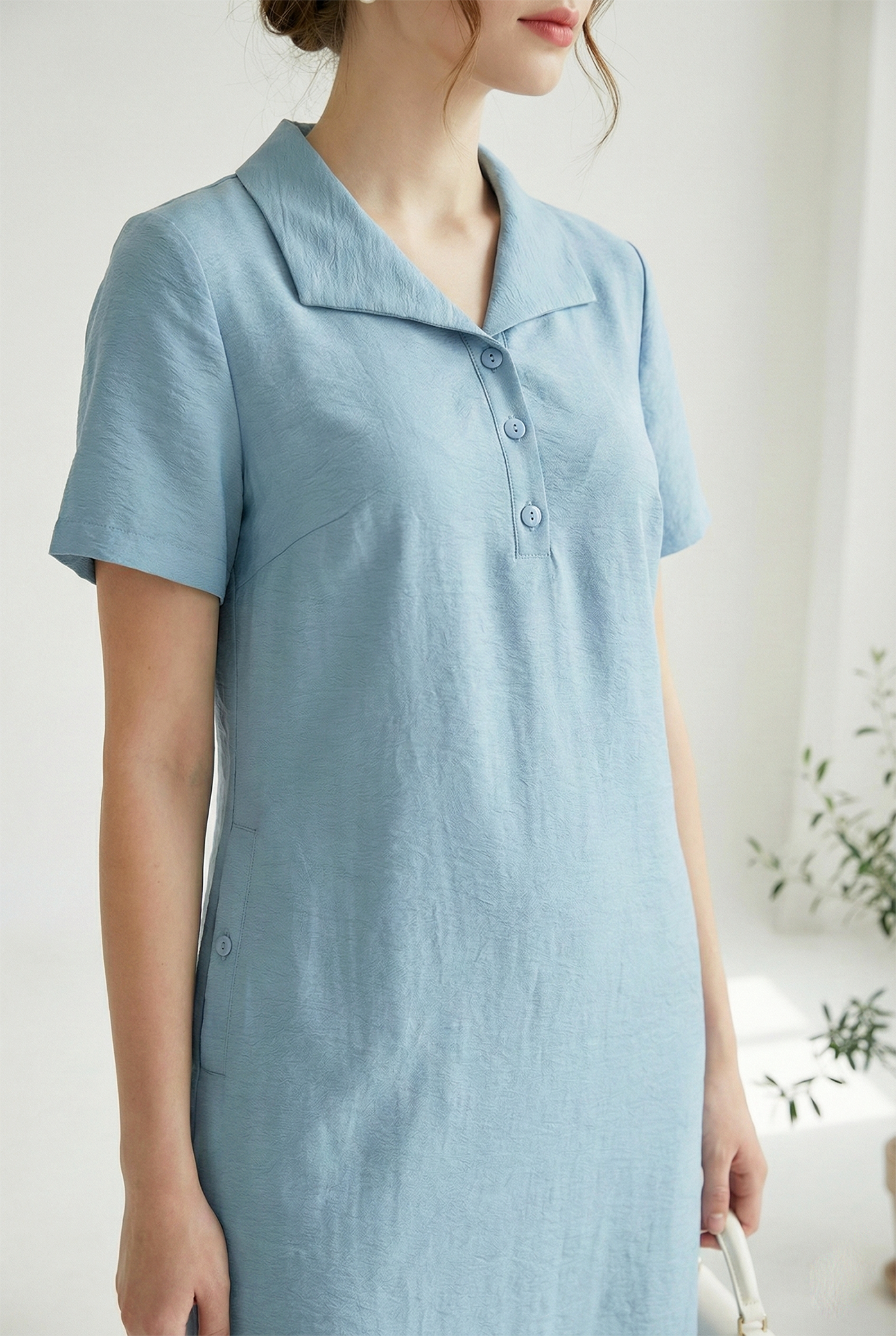 Đầm vải pha linen xanh ghi sáng dáng suông cổ bẻ cài khuy tay ngắn thiết kế MAZANO_thumbnail_5