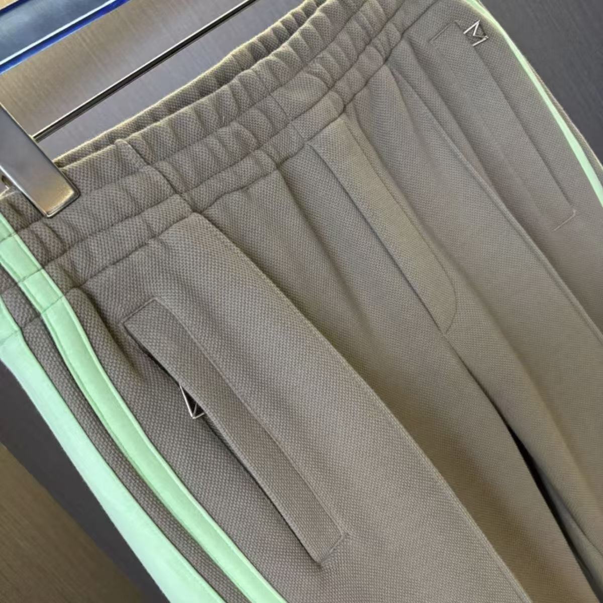 Bộ Thể Thao Sọc Bạc Hà_thumbnail_3