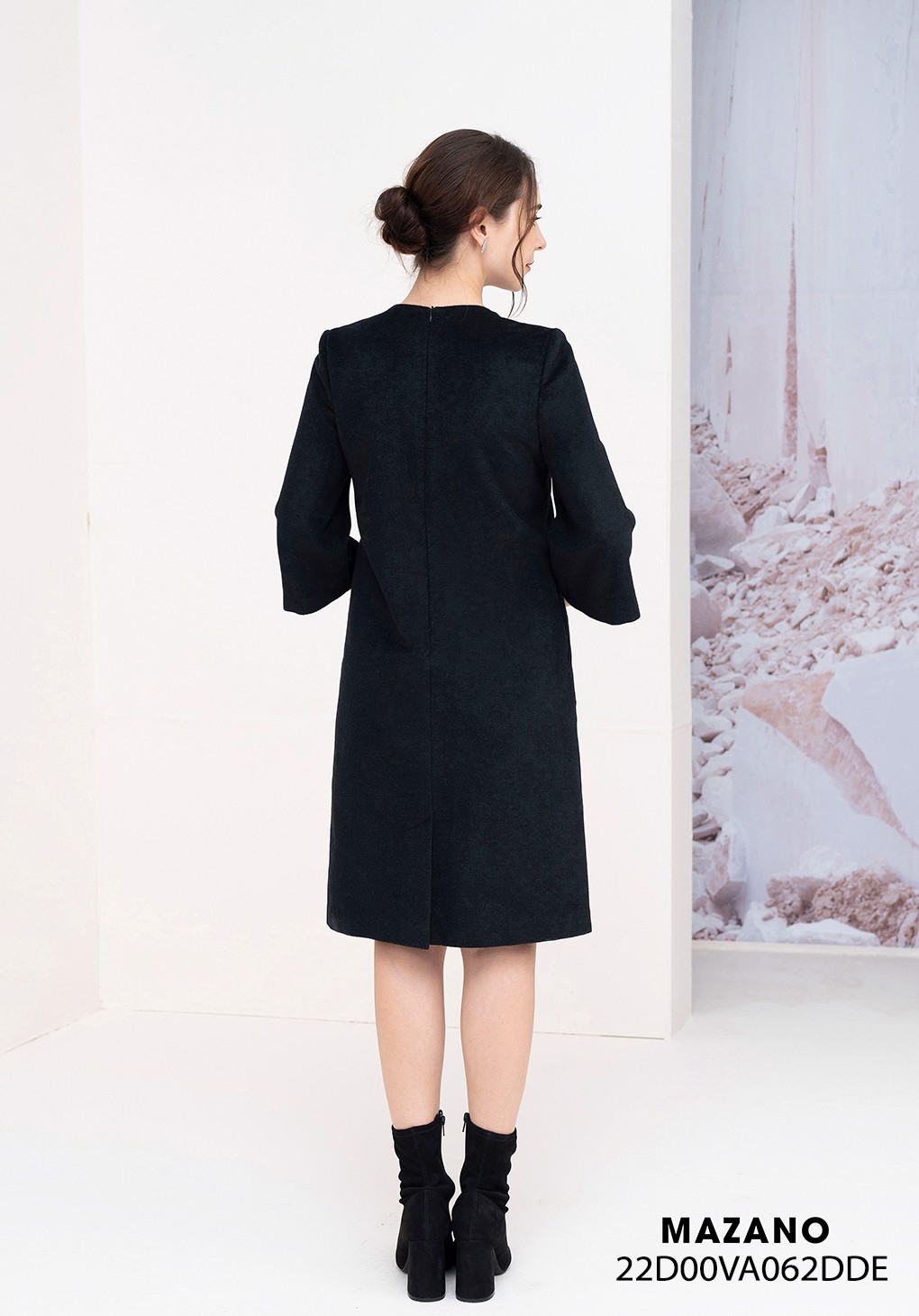 Đầm Suông A Nẹp Giả Khuy Đá Trang Trí