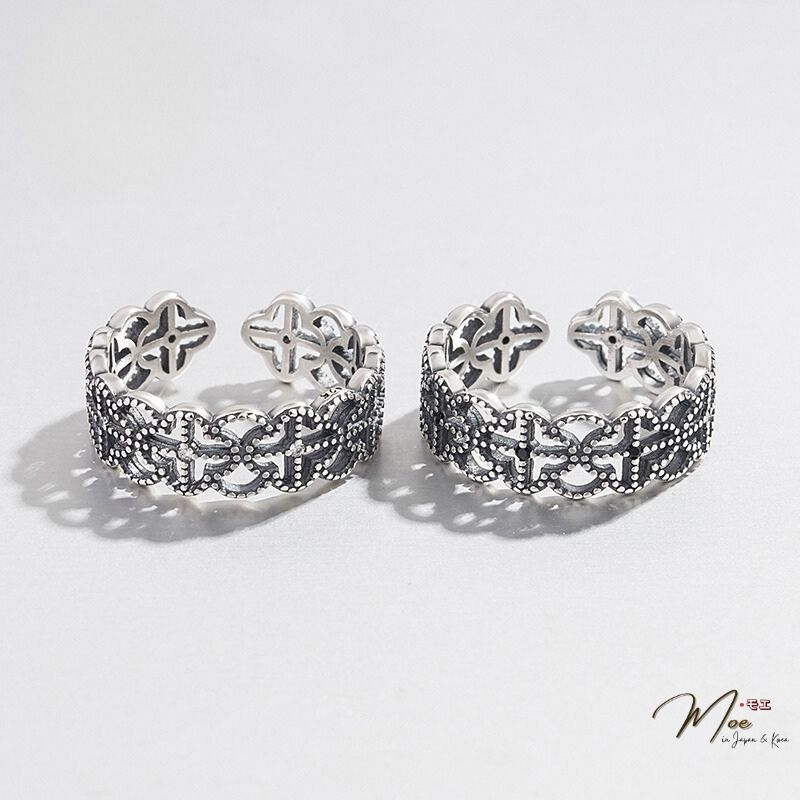 N124 - Nhẫn họa tiết cỏ 4 lá sơn đen freesize