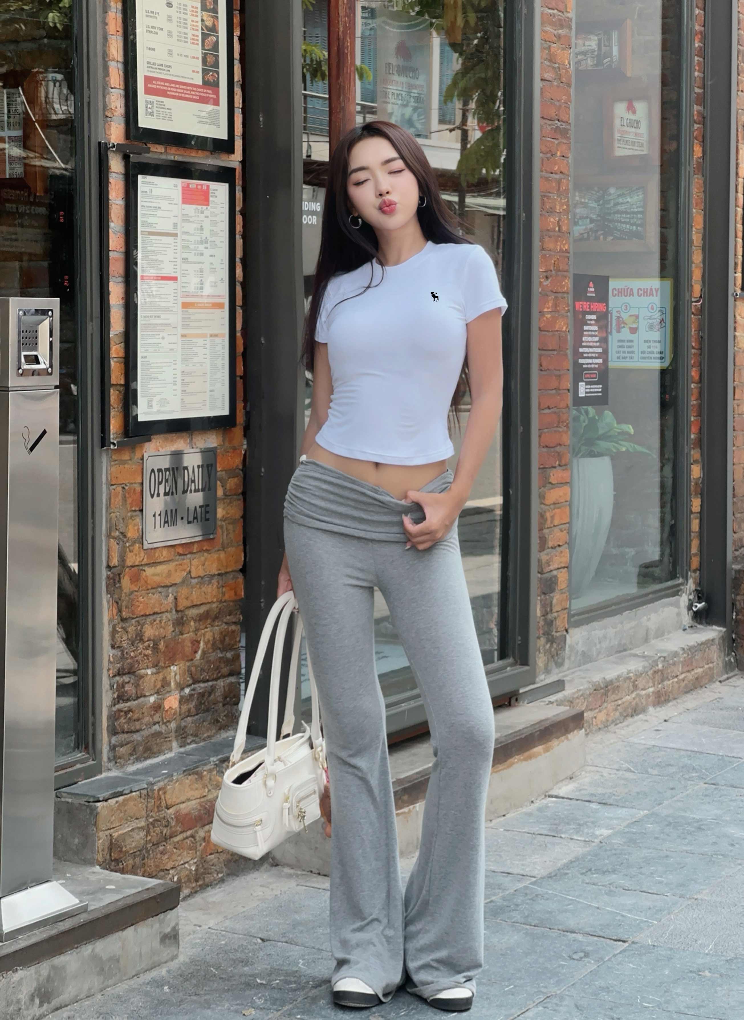 Áo baby tee ôm body Beezy vải visco thoáng mát chuẩn form tôn dáng basic nhiều màu 2682_thumbnail_3