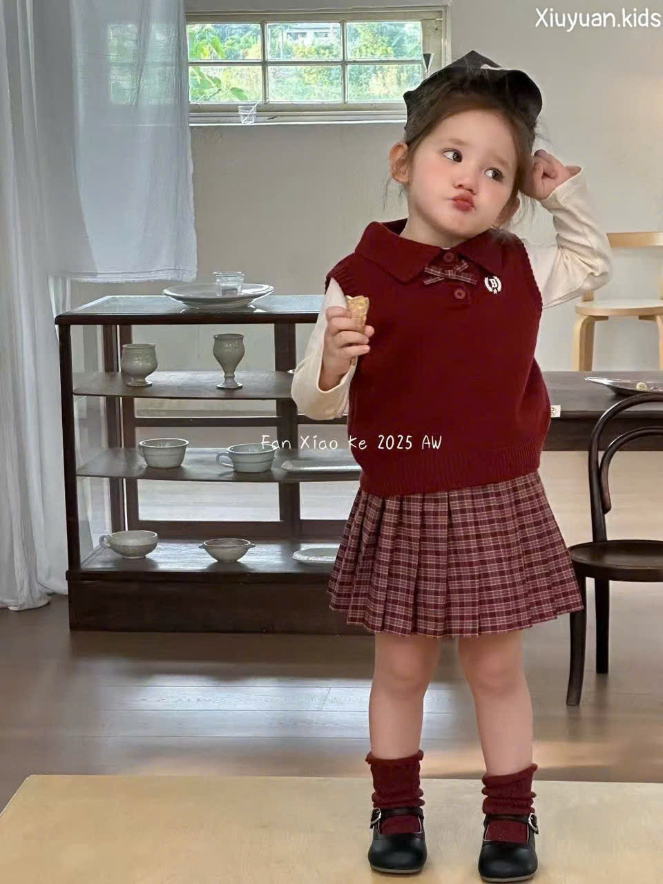 (S76) Set 3 chi tiết đỏ kẻ caro Fan Xiao Ke_thumbnail_0