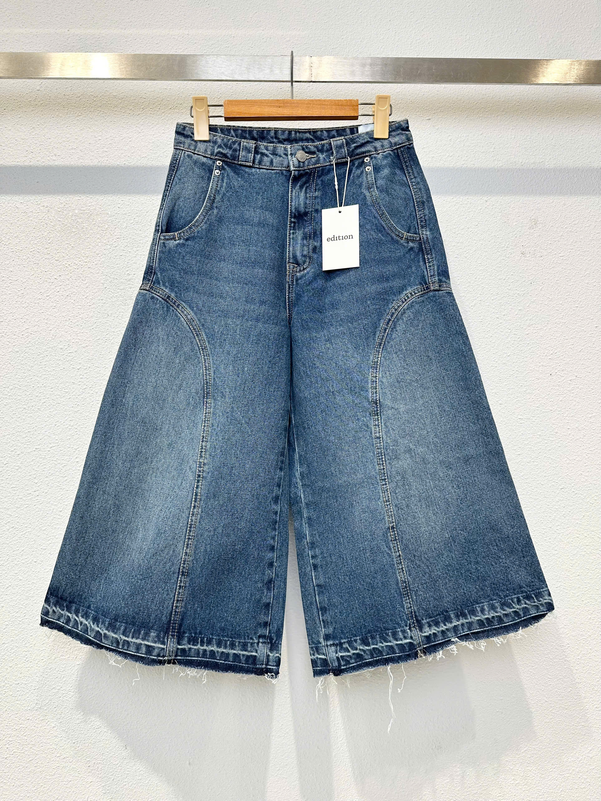 QUAN SHORT EDITION_thumbnail_5