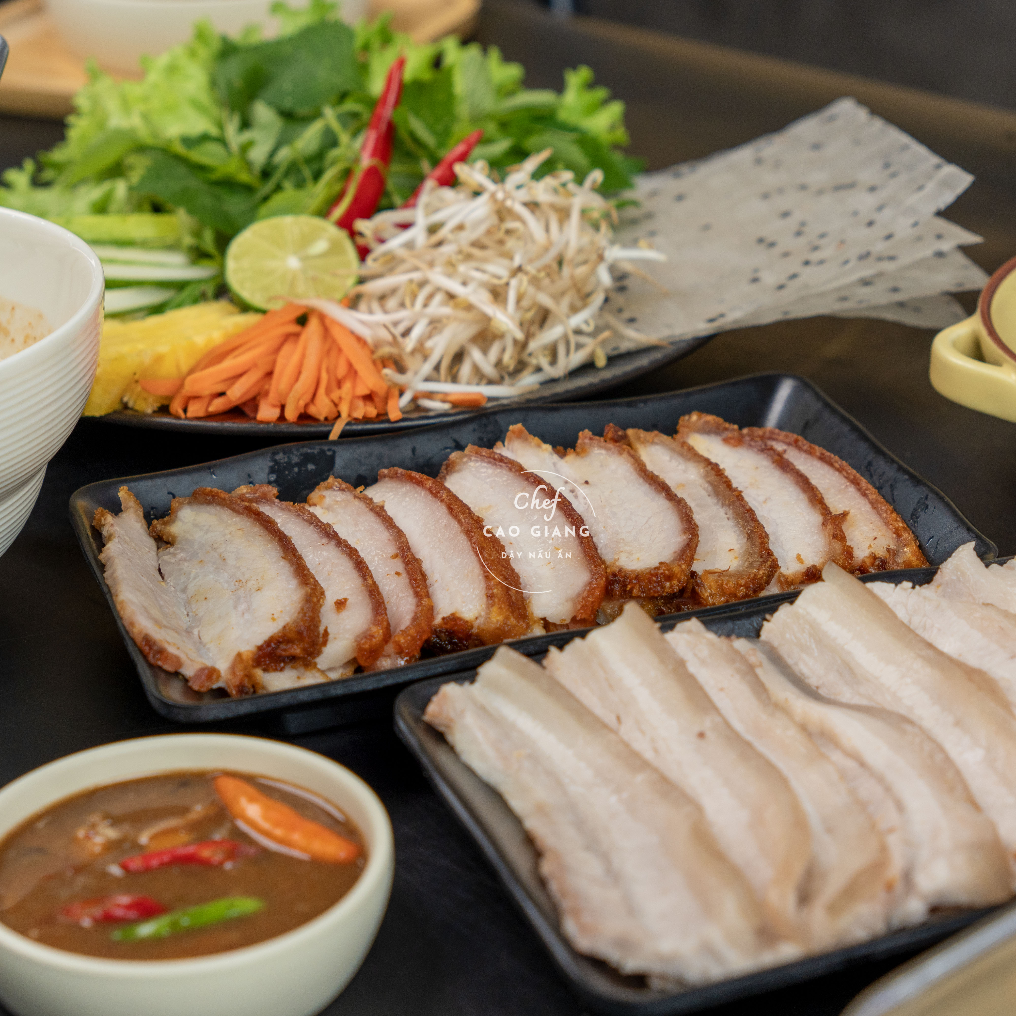 Lớp Bánh Tráng Cuốn Thịt Heo