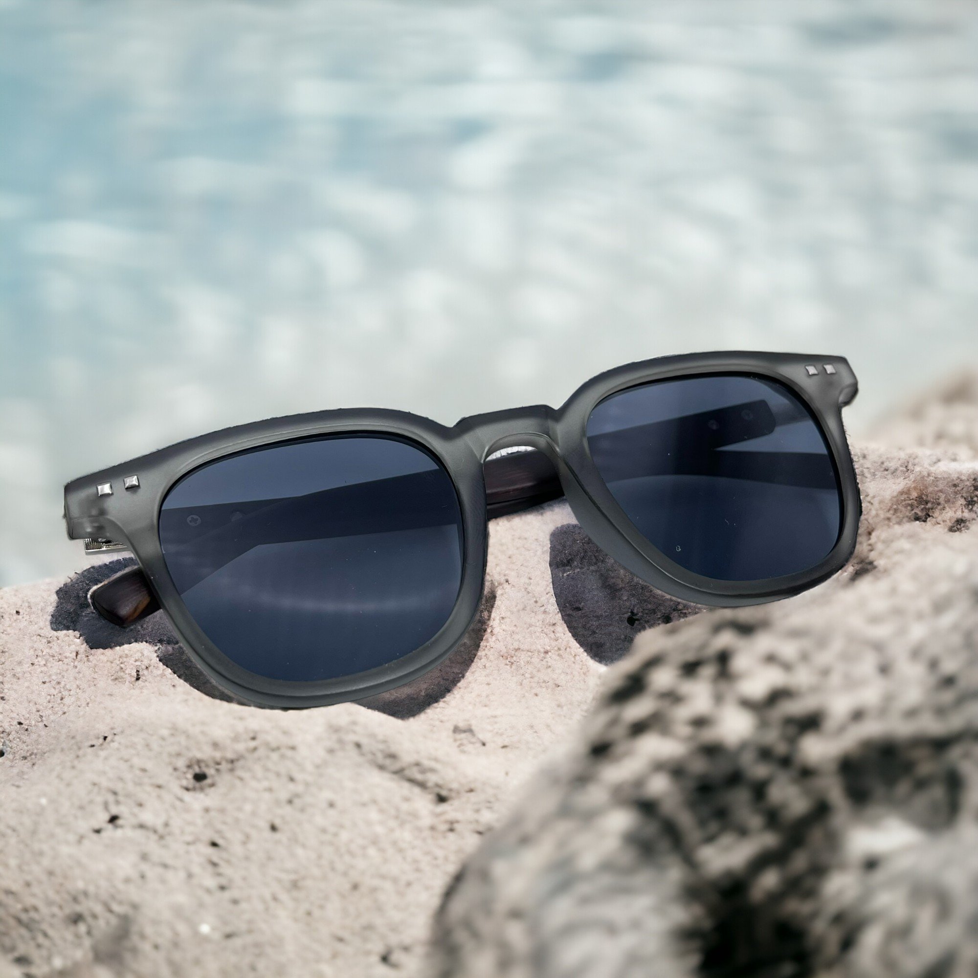 Titanium & Wood Premium Sunglass_thumbnail_2