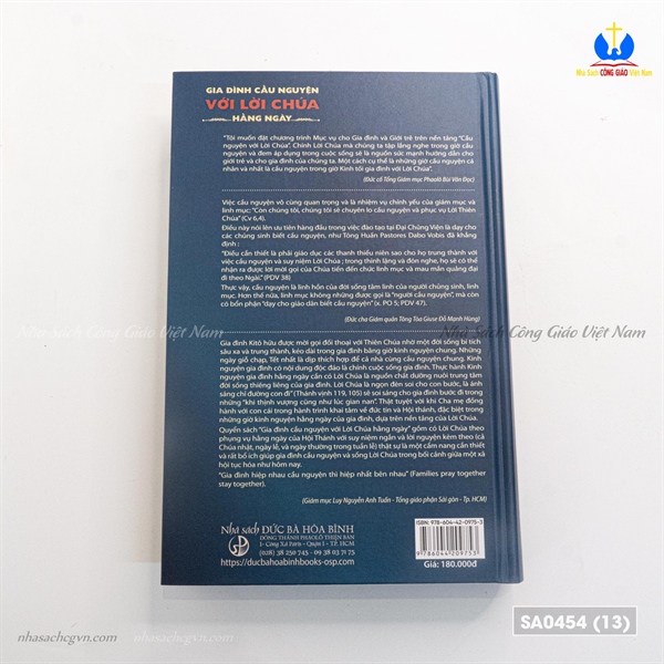 Gia đình cầu nguyện với Lời Chúa hằng ngày ✔_thumbnail_1