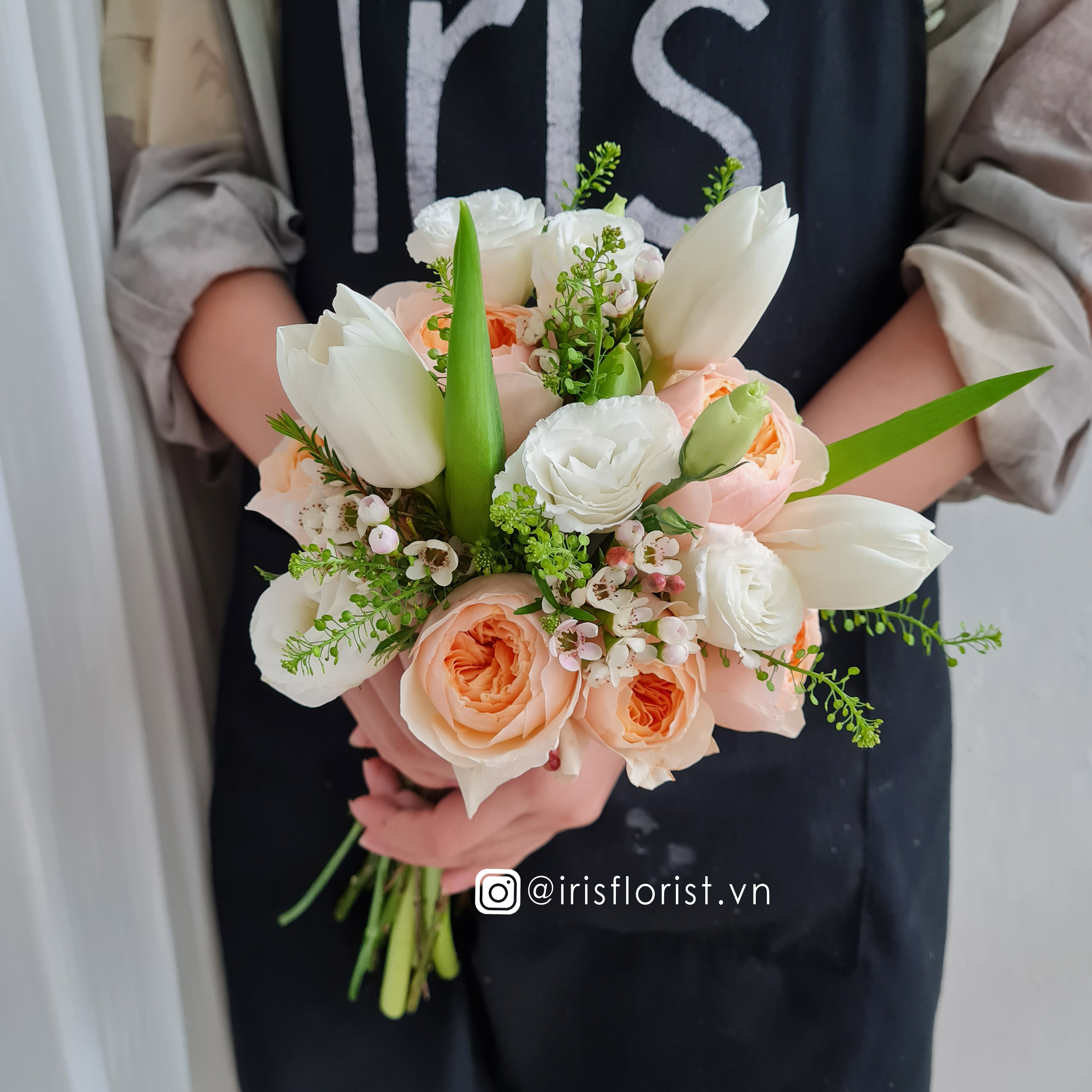Bó hoa cưới  - Juliet vs Tulip (Tone cam)_thumbnail_0