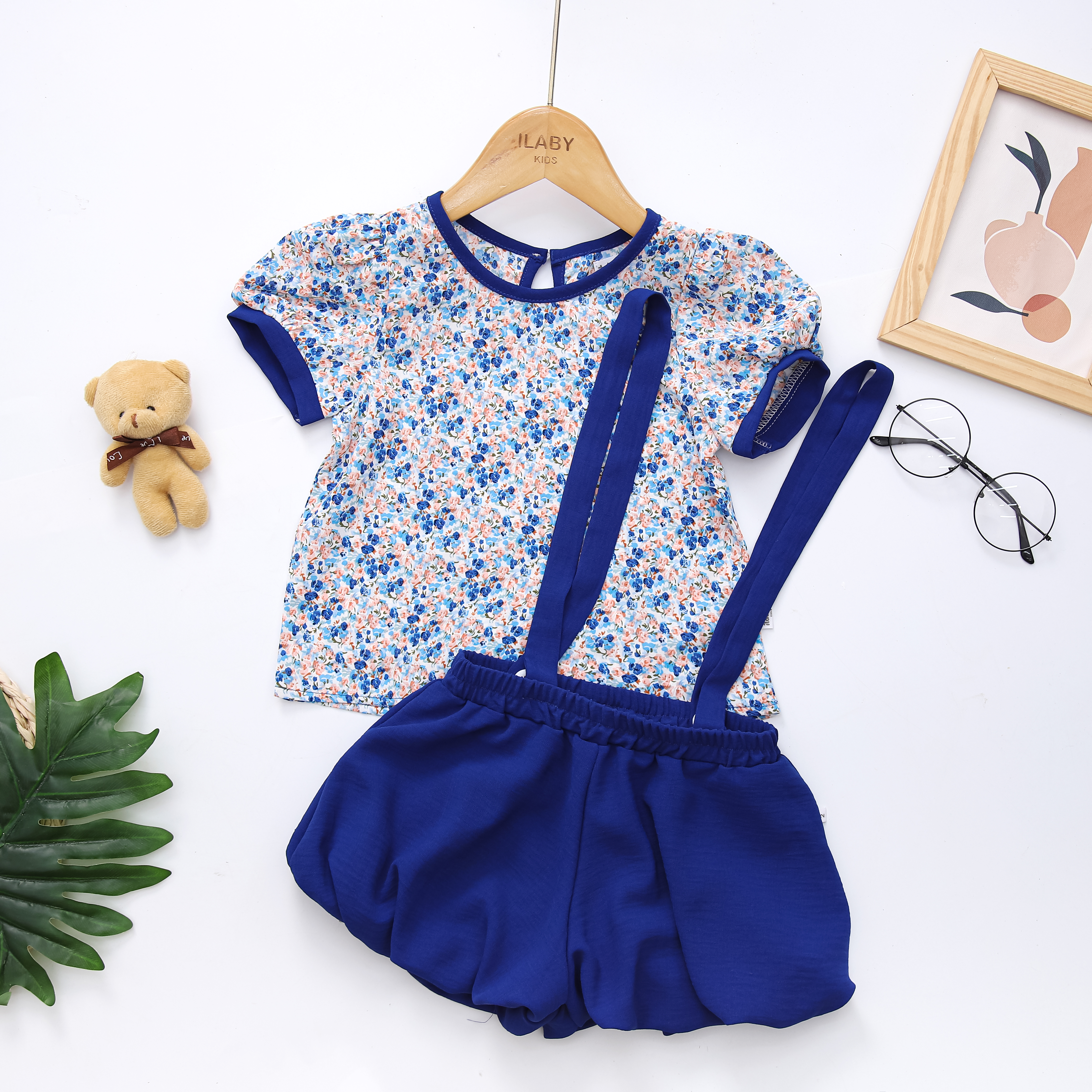 Set áo hoa nhí kèm quần yếm_thumbnail_0