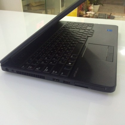 Dell Latitude E5540 i5-4300 / Ram8G / Ổ cứng 256G SSD / Màn 15.6 inch / Bàn phím số
