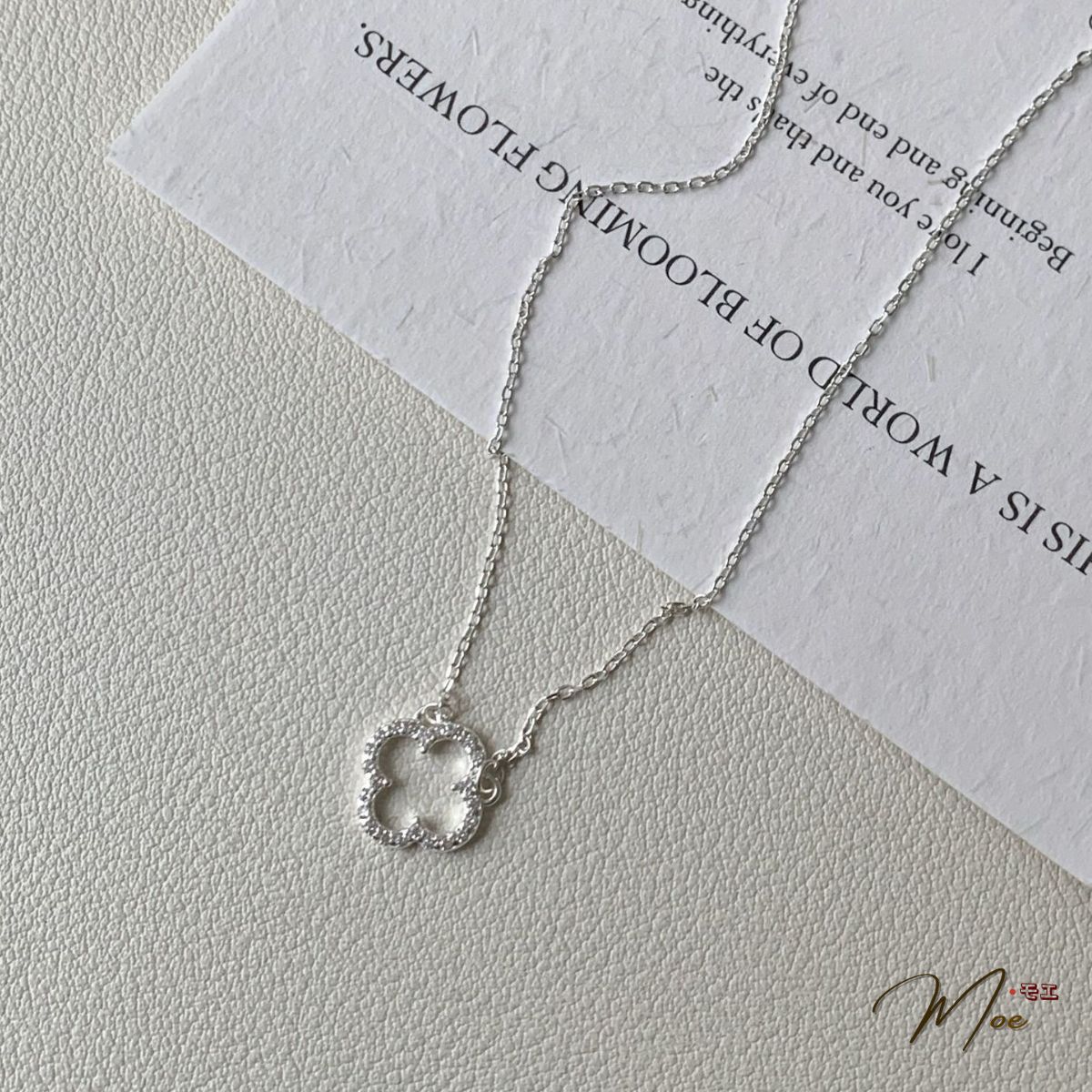 D288 - Dây chuyền cỏ 4 lá rỗng viền đá_thumbnail_1