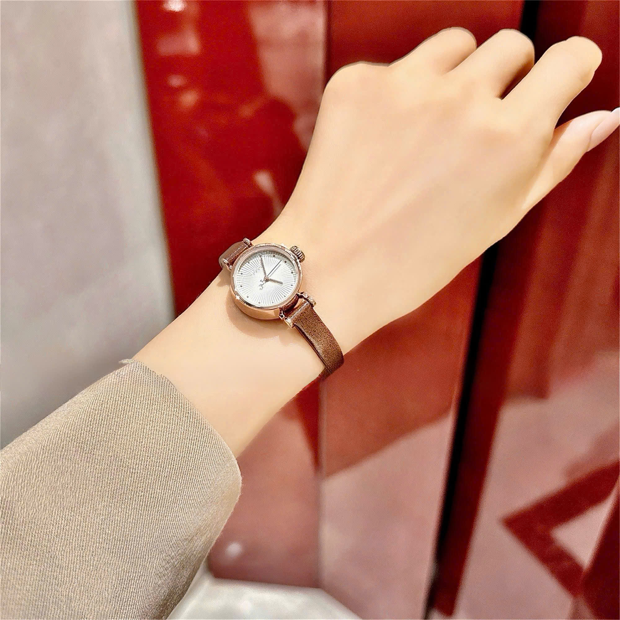 D92 ĐỒNG HỒ NỮ_thumbnail_8