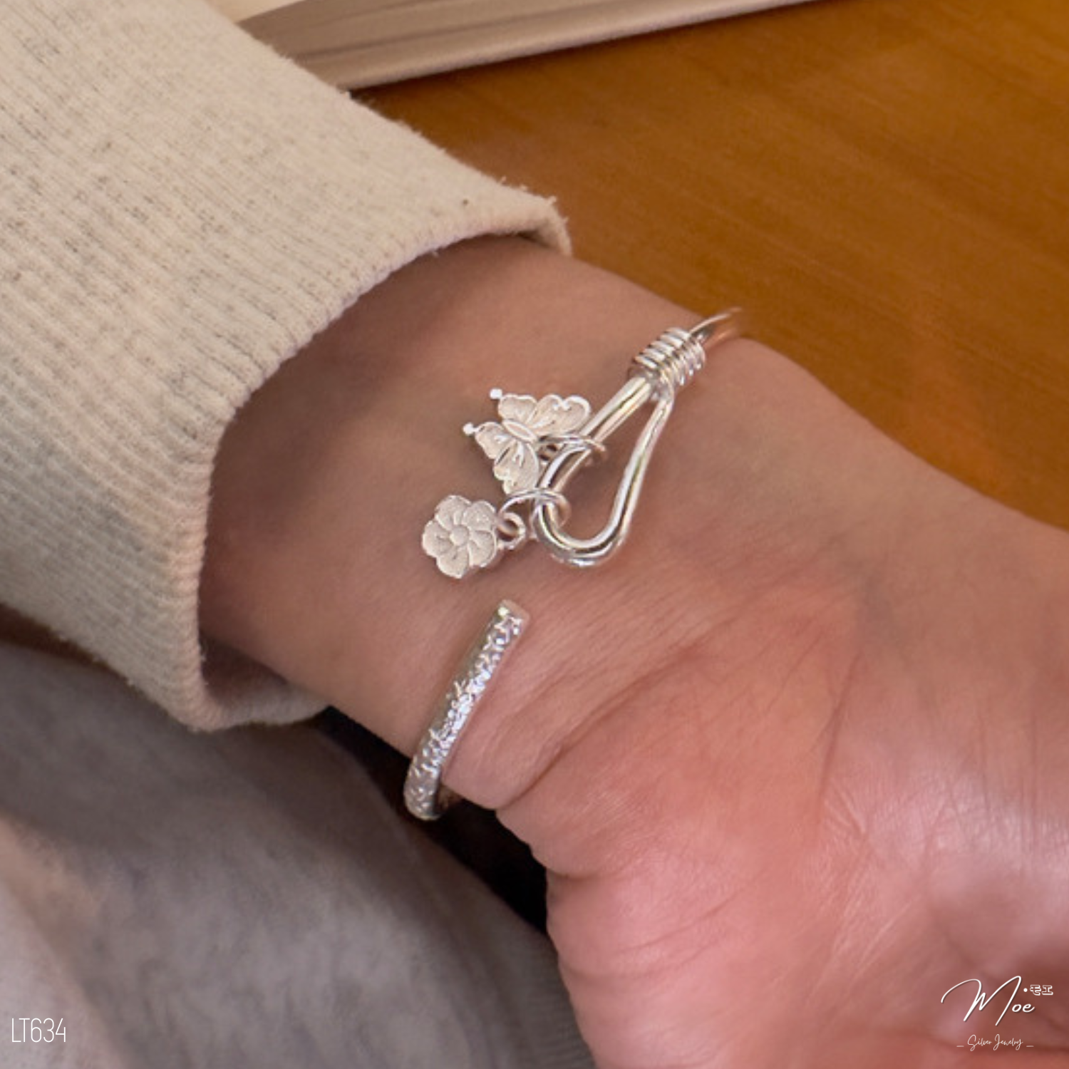 LT634 - Vòng kiềng hoa mai hồ điệp_thumbnail_1