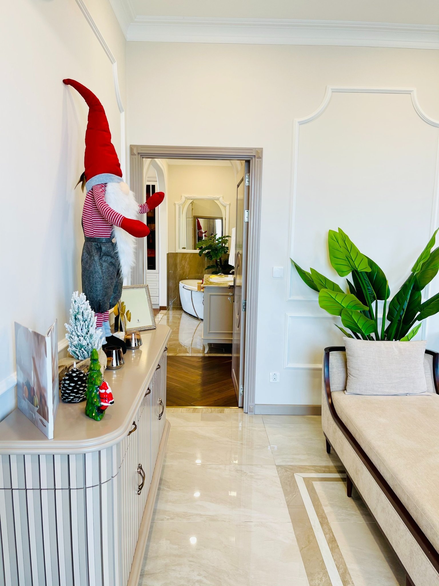 Chính chủ cho thuê căn PenThouse 4PN, 5WC giá 200tr/tháng ( khách thiện chí có thể thương lượng )_thumbnail_3