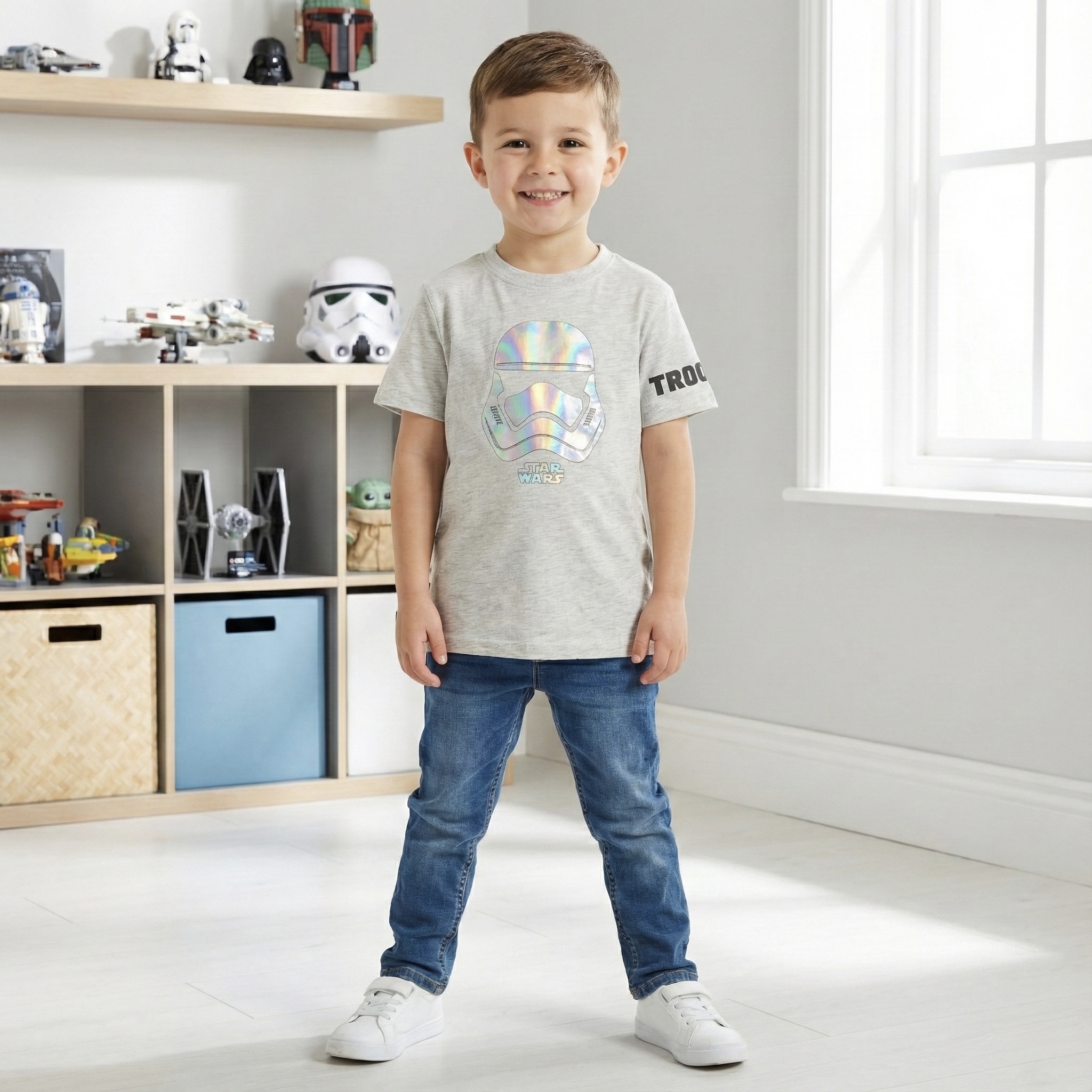 K652 AO BE TRAI STARWARS