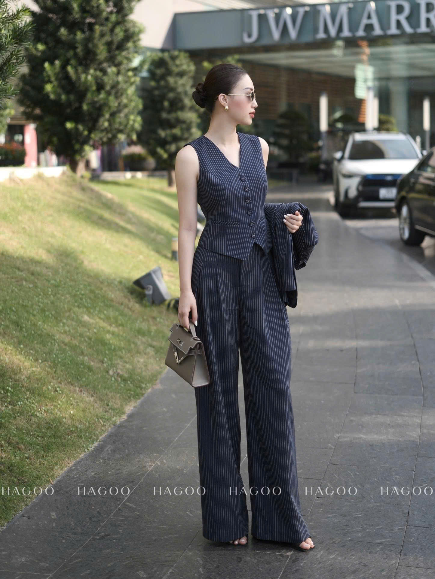 Áo gile dáng ngắn HAGOO_thumbnail_3