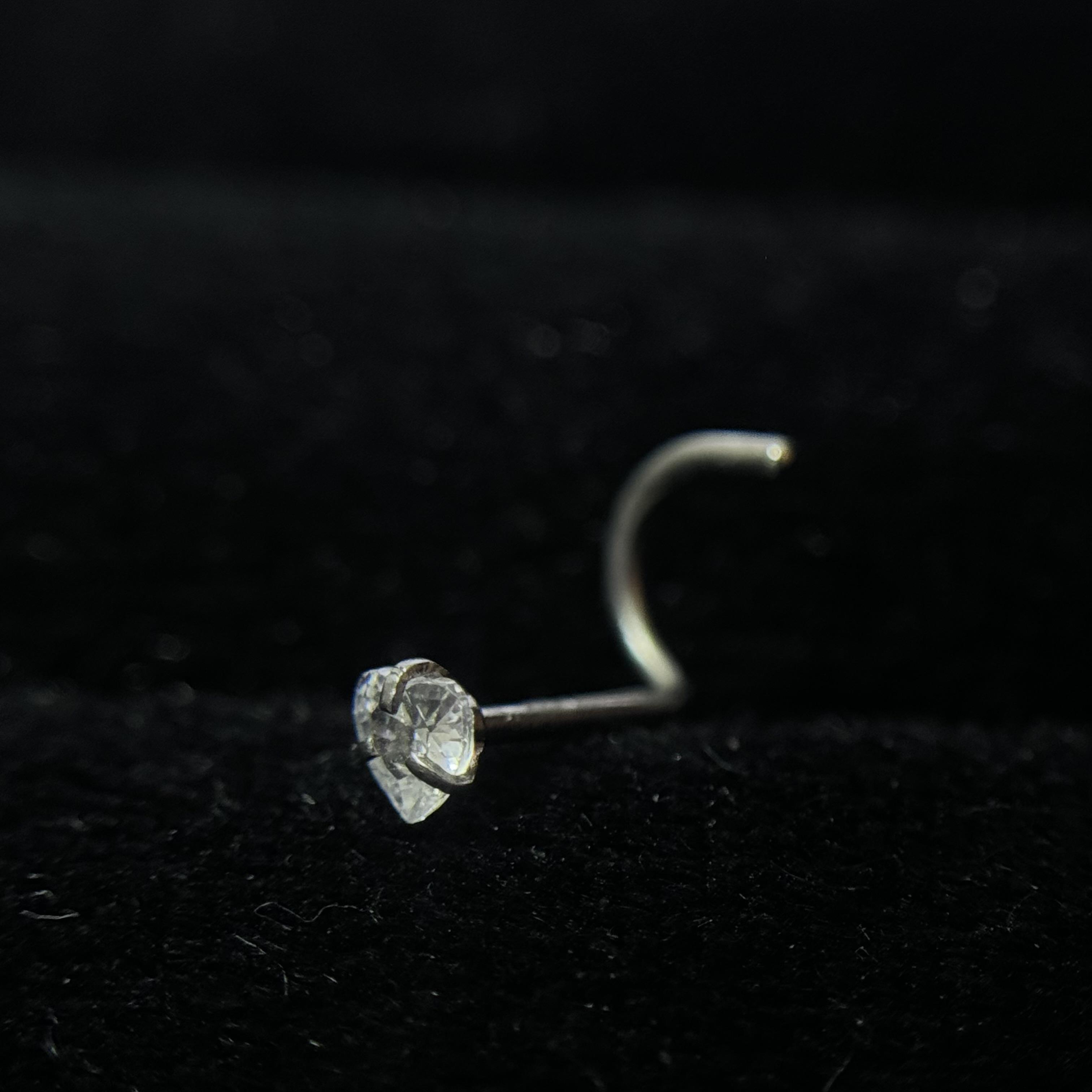 Mũi c kim cương tim trắng chấu._thumbnail_1