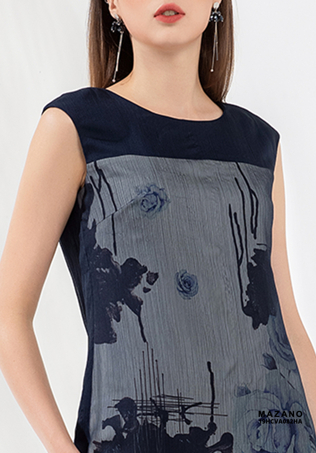 Đầm xanh than phủ can họa tiết thân trong_thumbnail_3