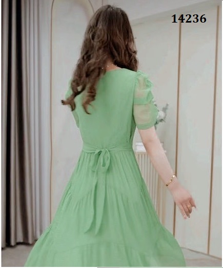 14236-Đầm xanh tay nhún, tà viền dợn sóng  (voan kẻ sọc,lót)_thumbnail_2