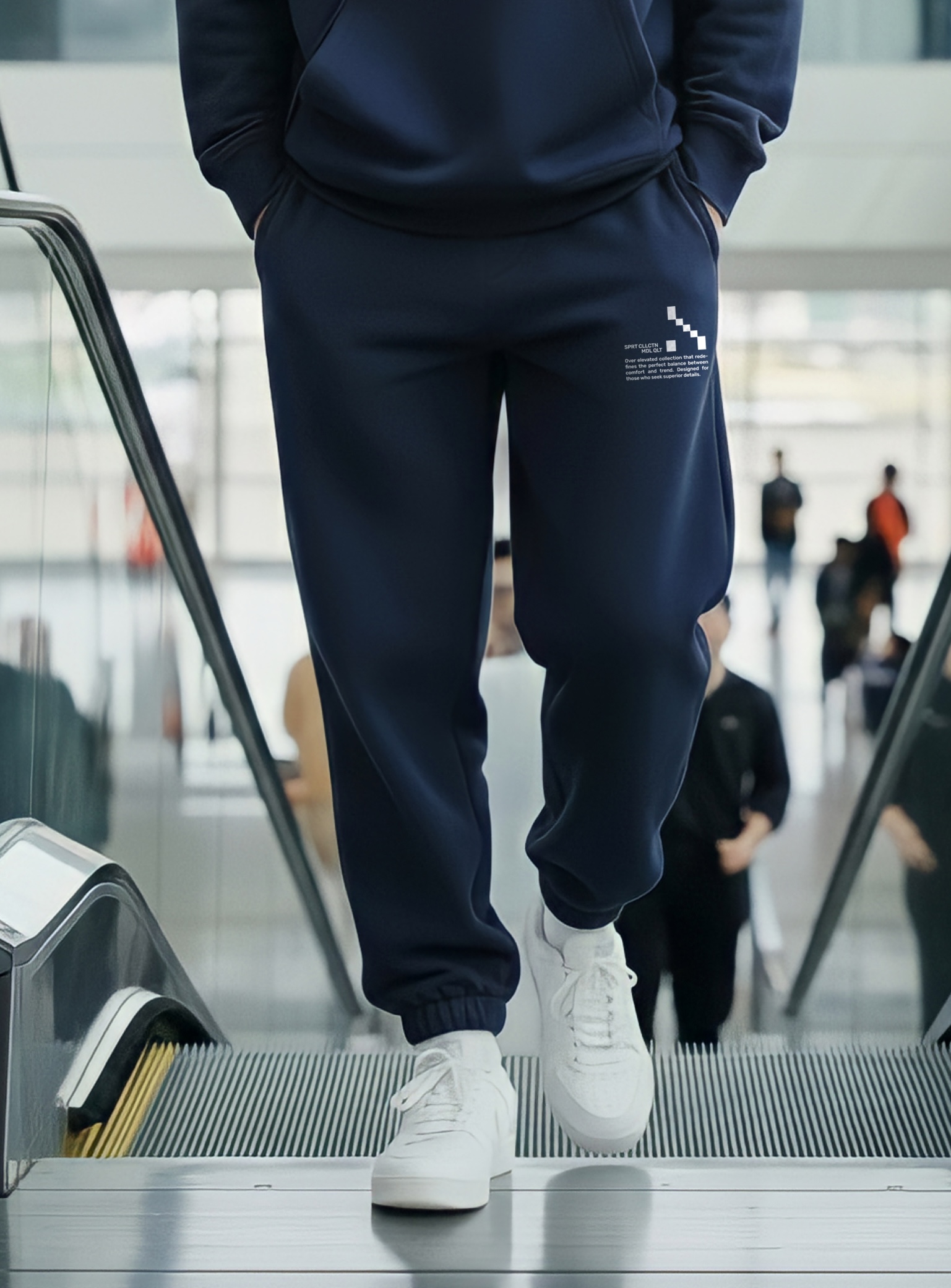 Quần nỉ xanh navy bo gấu in chữ