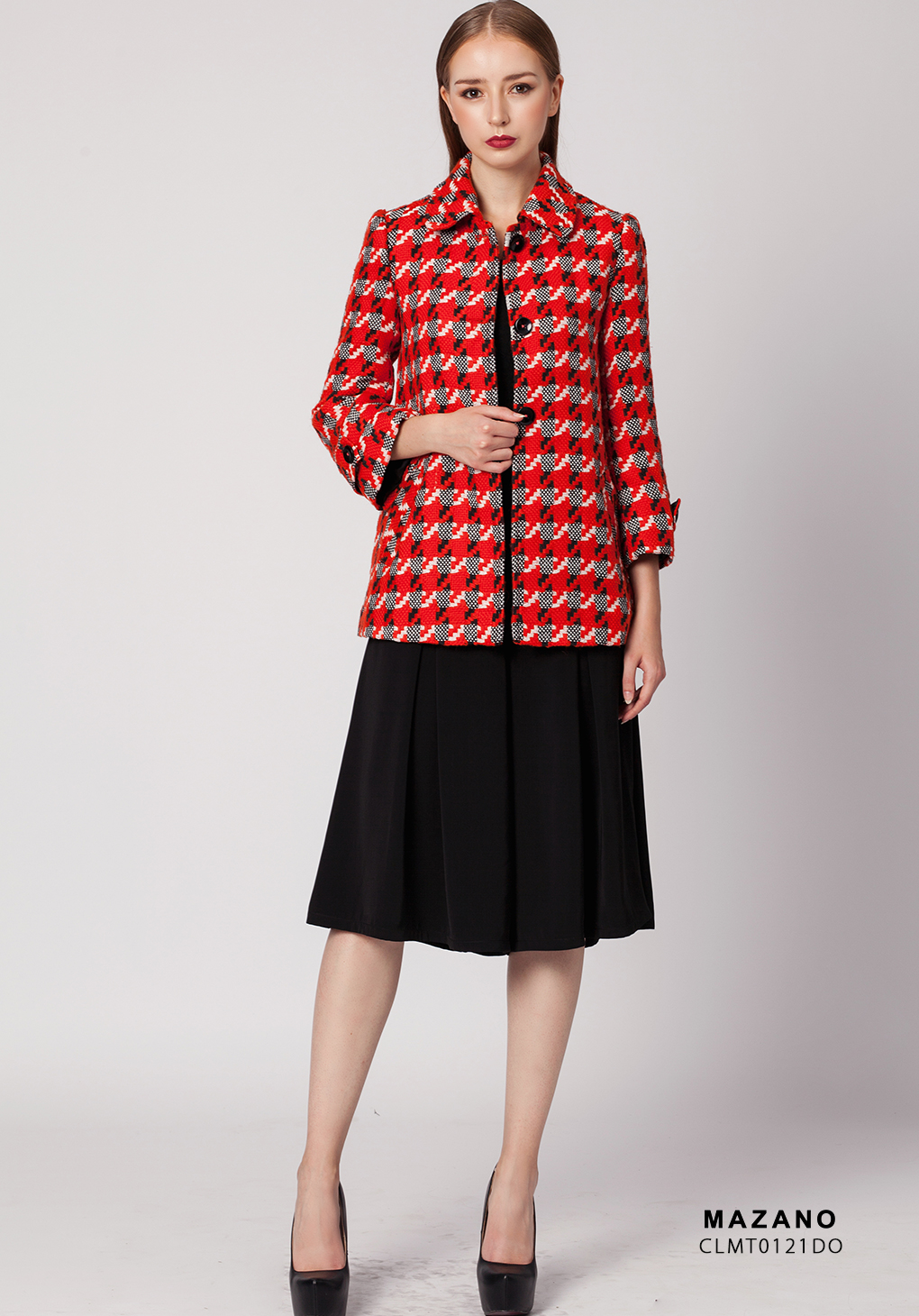 Măng tô dạ đỏ ô