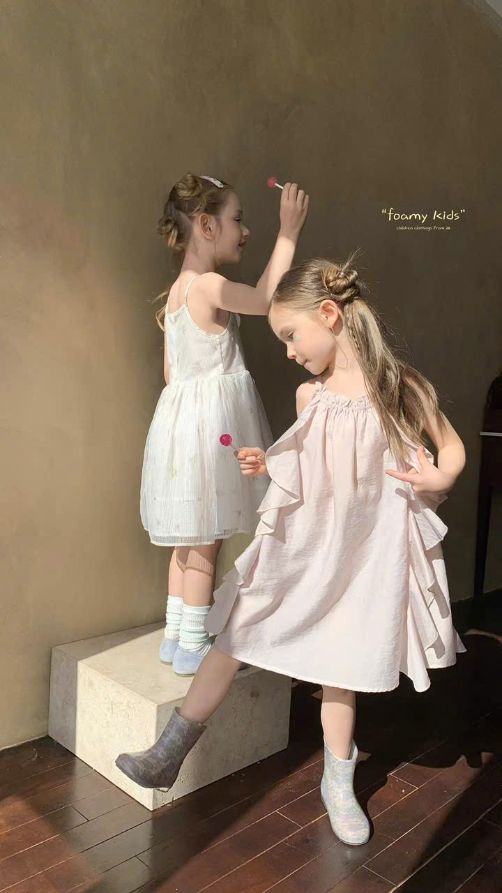 A73 - Váy hồng 2 dây phối bèo hãng FM (Sz90-130)