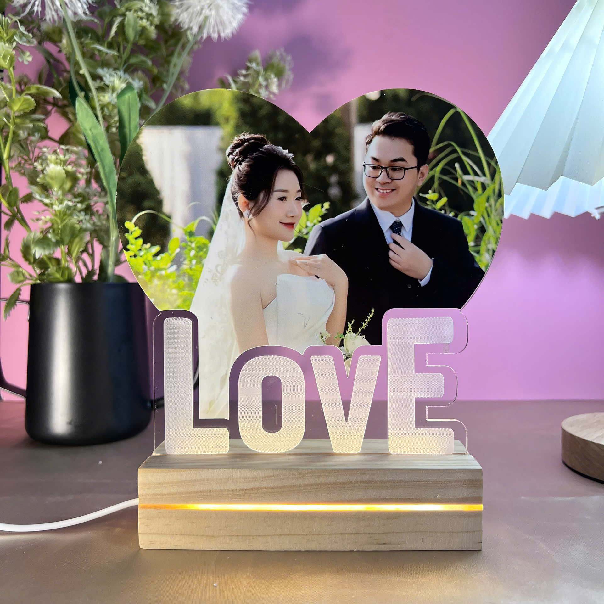 Đèn LED 3D in ảnh cưới cô dâu chú rể theo yêu cầu, quà cưới cá nhân hóa độc đáo, ý nghĩa lưu giữ kỷ niệm ngày cưới lung linh_thumbnail_4