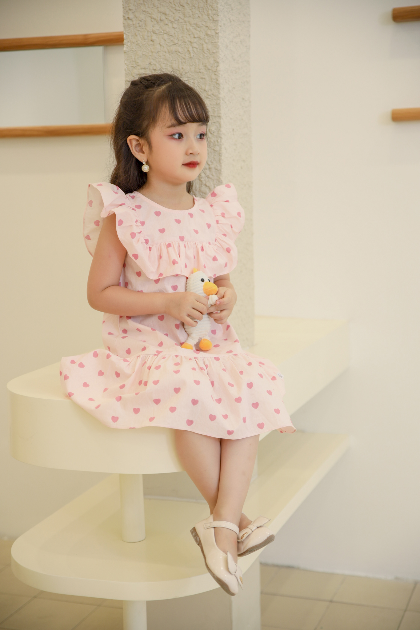 Váy cắt kiểu vuông phối bèo_thumbnail_2