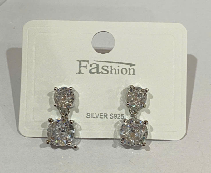 Phụ Kiện Khuyên Tai 2 Đá Tròn