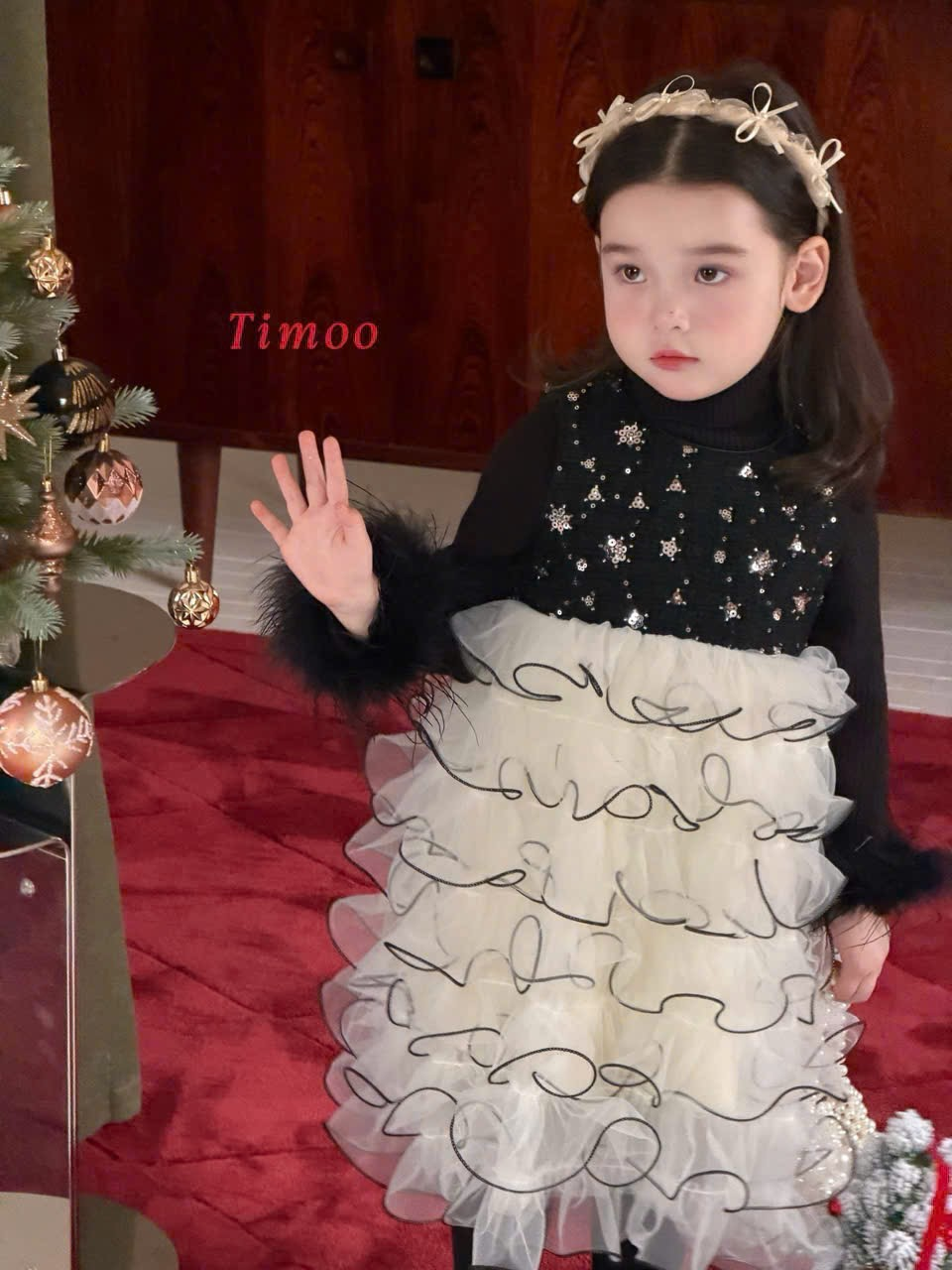 (V108) Váy dạ nhung đen voan bồng không kèm áo_thumbnail_0