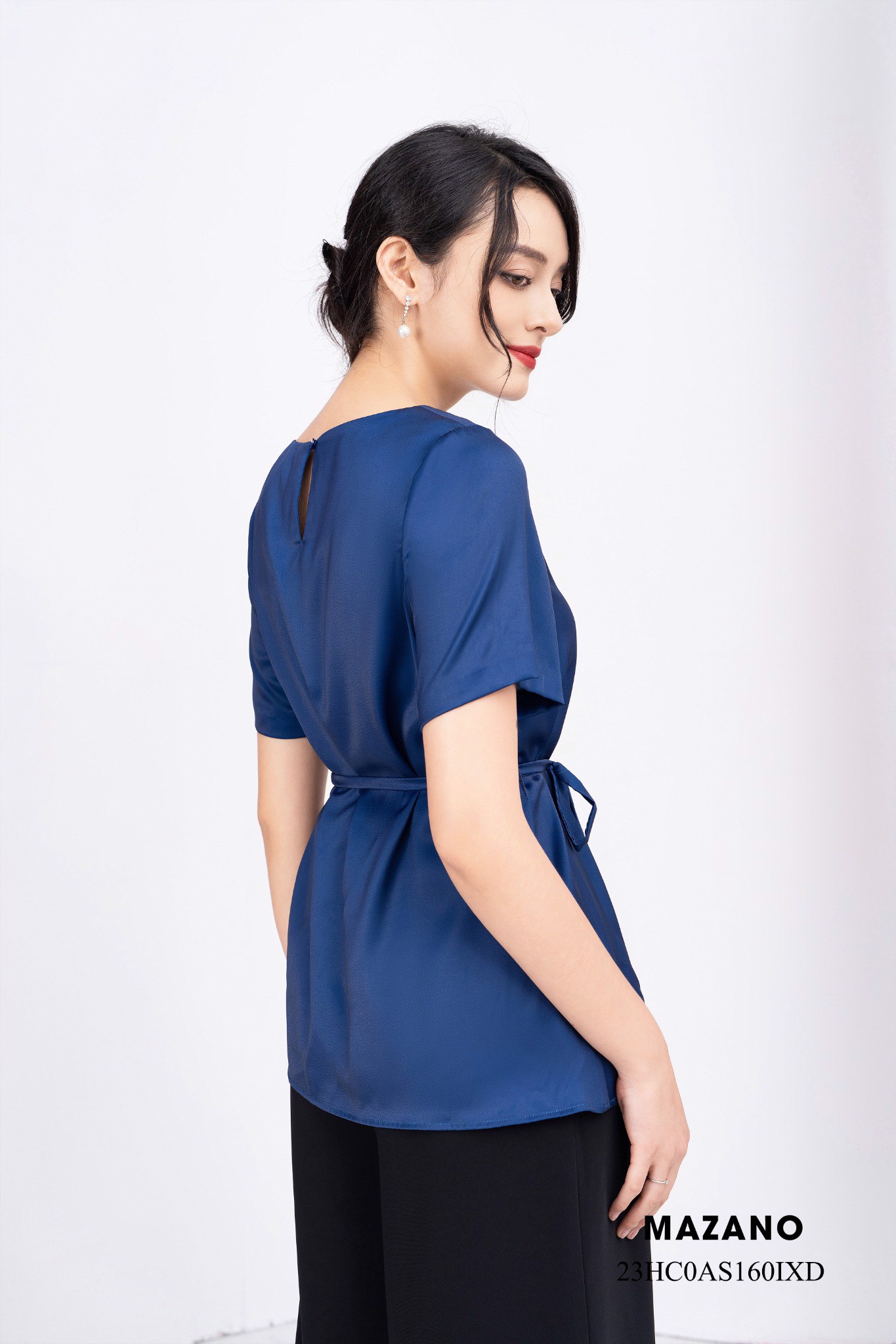 Áo top xanh thắt đai in hoa hồng đỏ_thumbnail_3