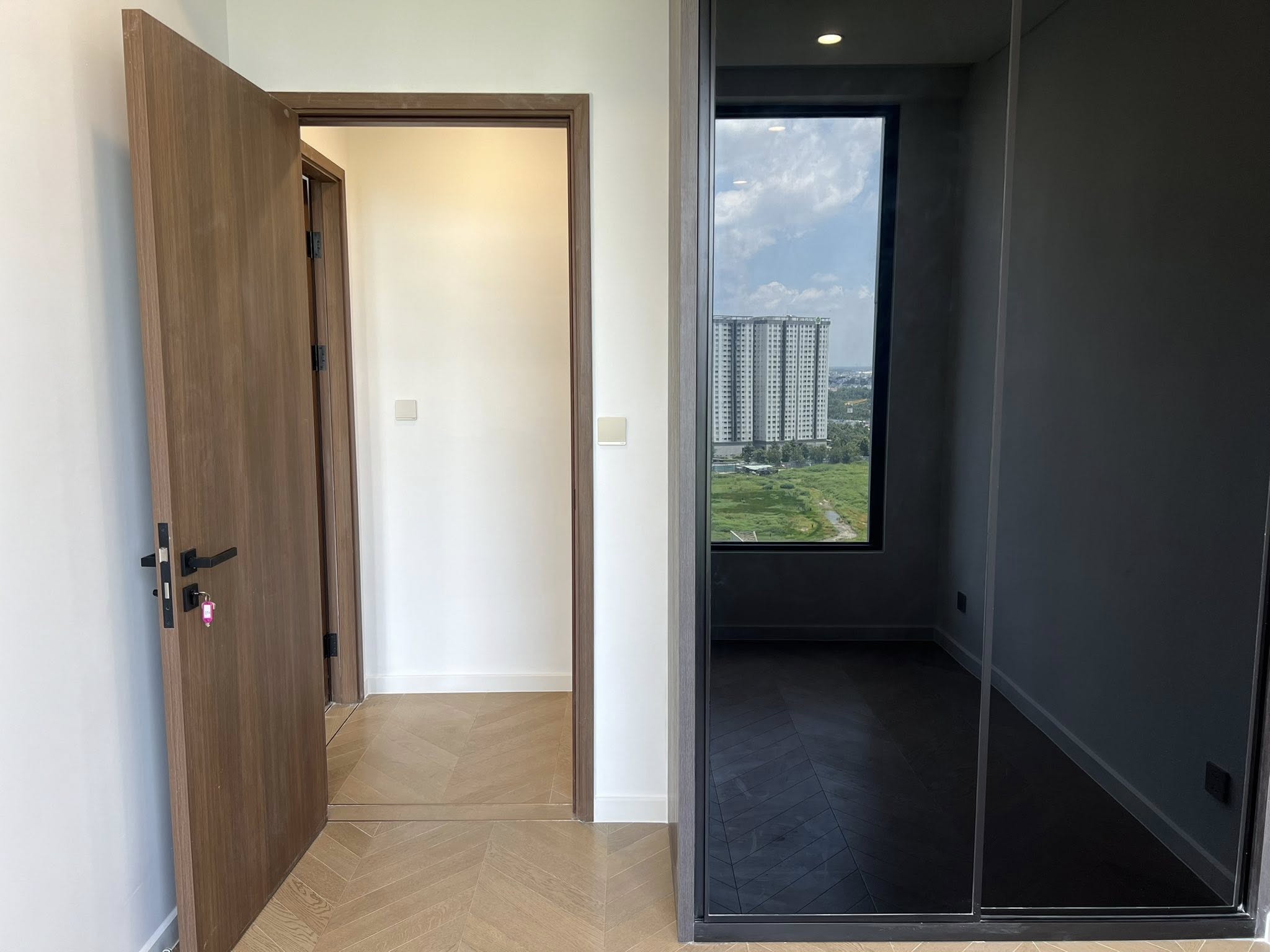 CHO THUÊ CĂN HỘ 2 PHÒNG NGỦ, MIỄN PHÍ QUẢN LÝ, CĂN GÓC_thumbnail_2