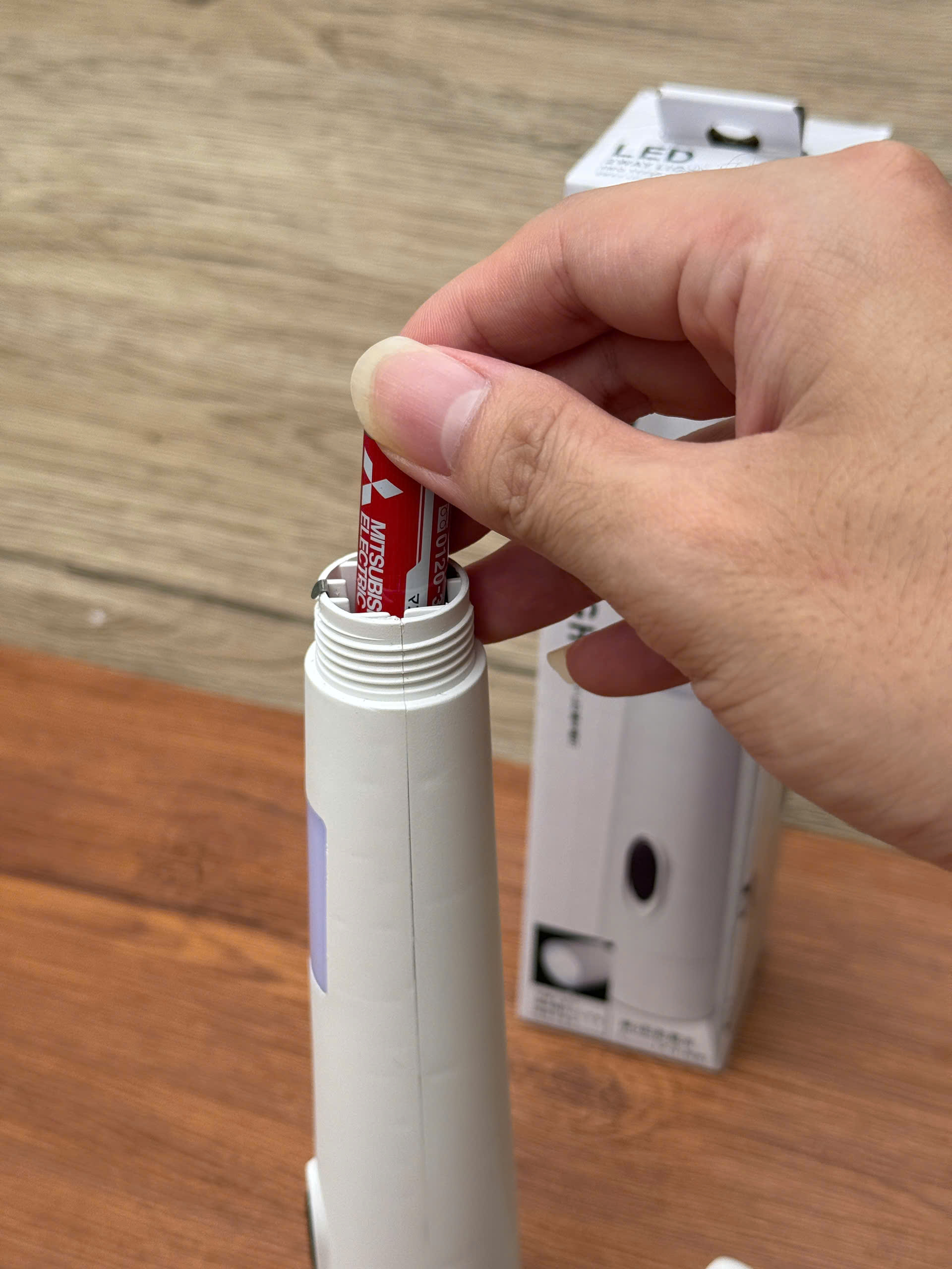 ĐÈN PIN 2 CHIỀU_thumbnail_2