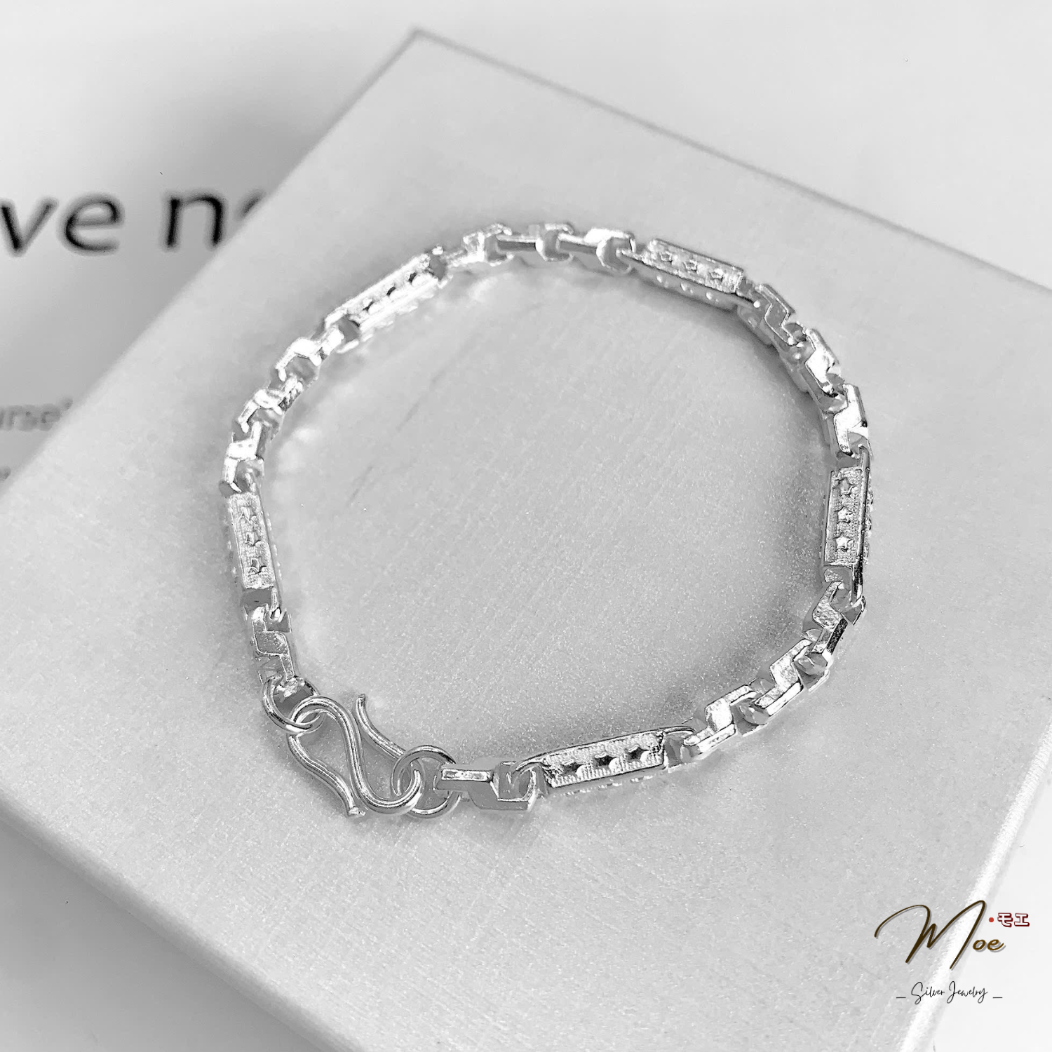 MT15 - Lắc tay ống đốt ngôi sao