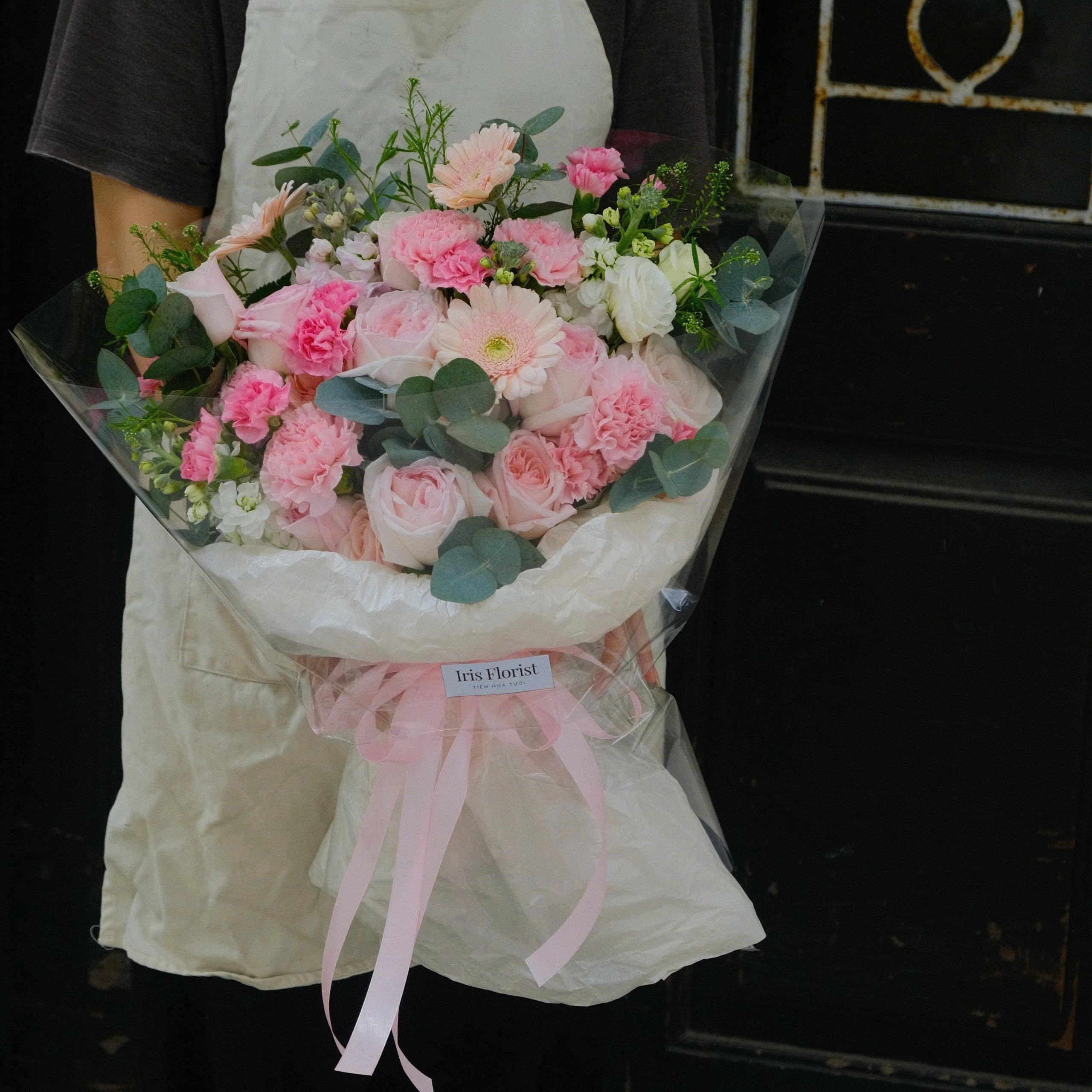 Bó hoa mix tone hồng