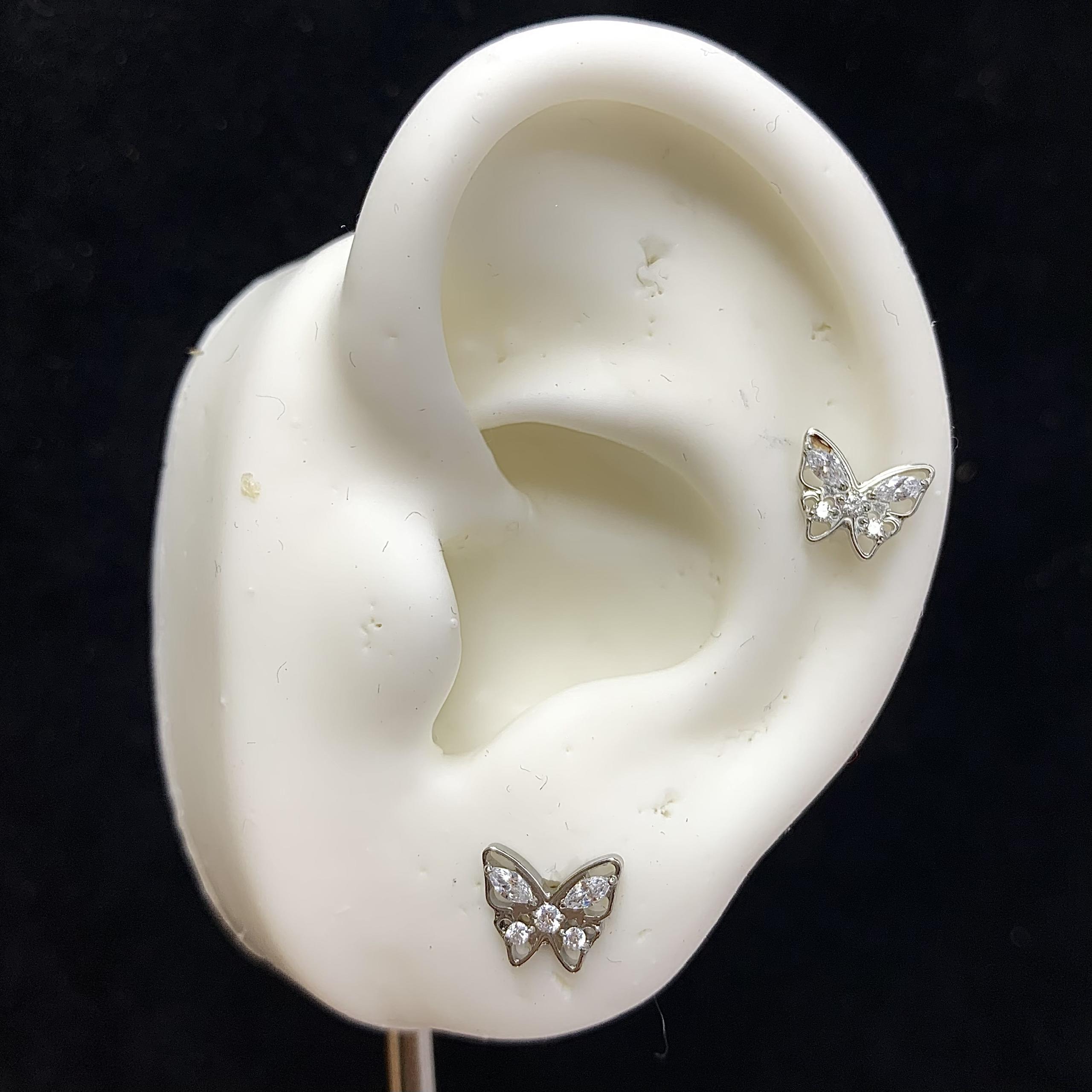 Khuyên kiểu titan bướm trơn ít đá_thumbnail_1