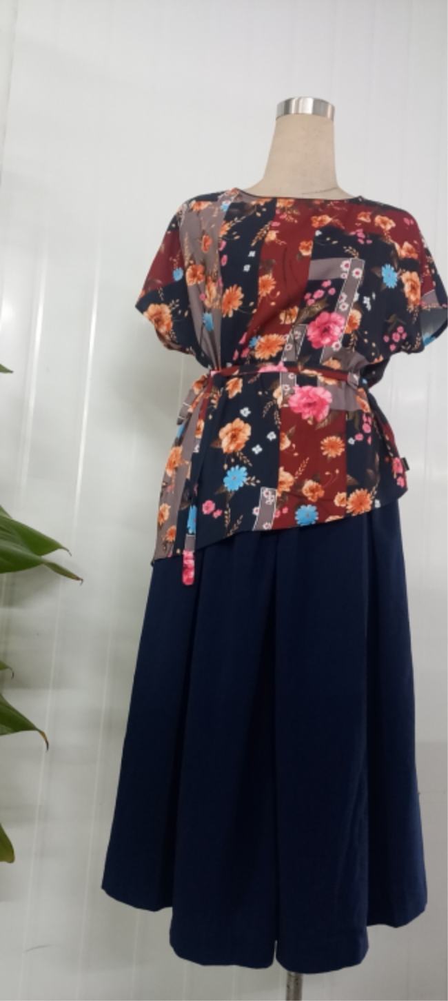 Áo họa tiết mullet thắt đai