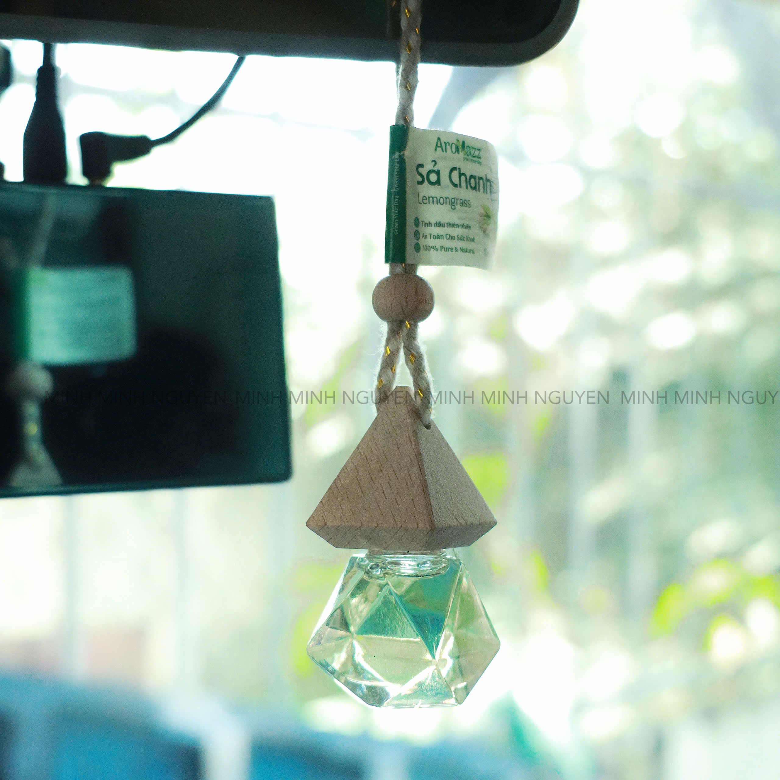 Combo 3 Lọ Xịt Tinh Dầu Thiên Nhiên Treo Xe_thumbnail_3