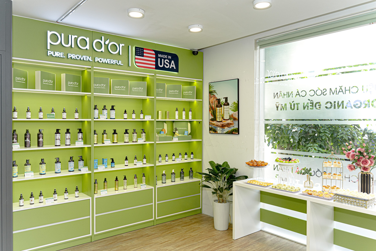 Pura D'or khai trương showroom đầu tiên tại Việt Nam