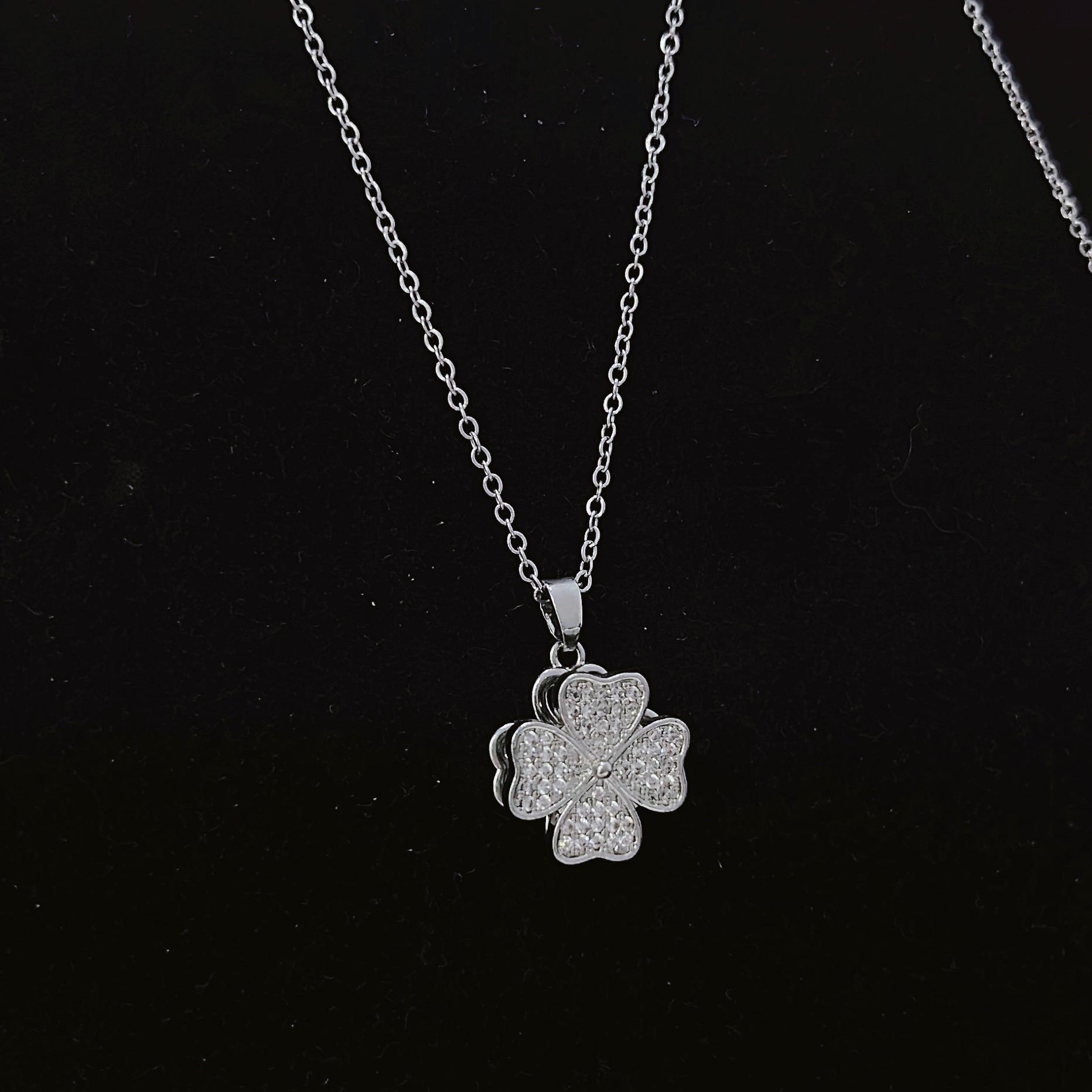 Vòng cổ titan charm 4 lá hợp kim_thumbnail_0