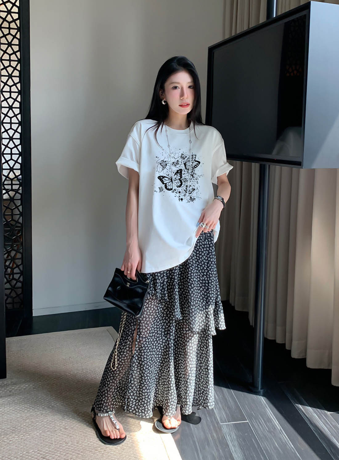 Áo thun nữ form vừa regular tôn dáng ARD1502 Miucho Chic vải cotton co giản cổ tròn in artwork_thumbnail_6