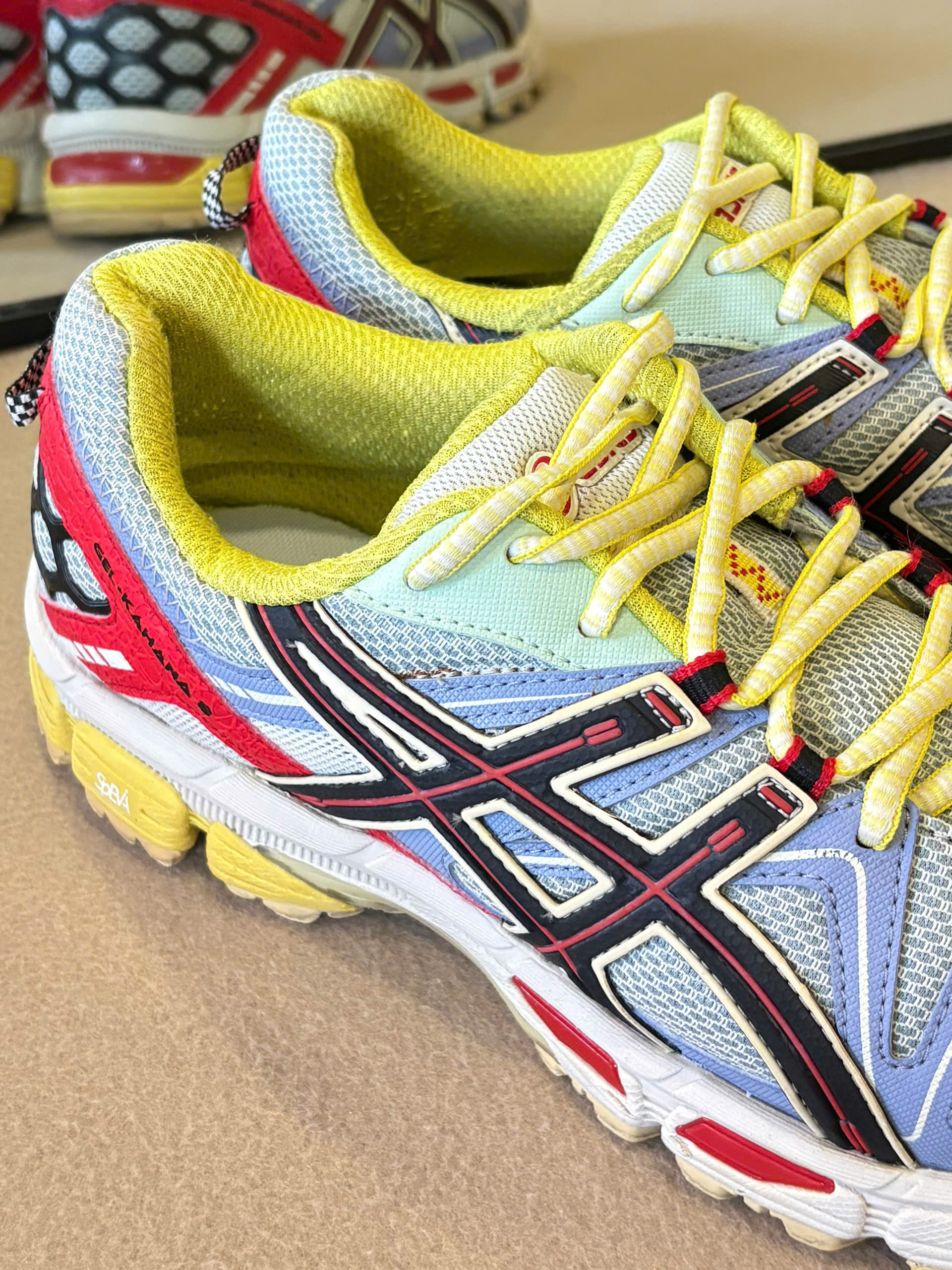 ASICS Gel-Kahana 8 Trail Running Shoes 1011B109 - Blue_thumbnail_5