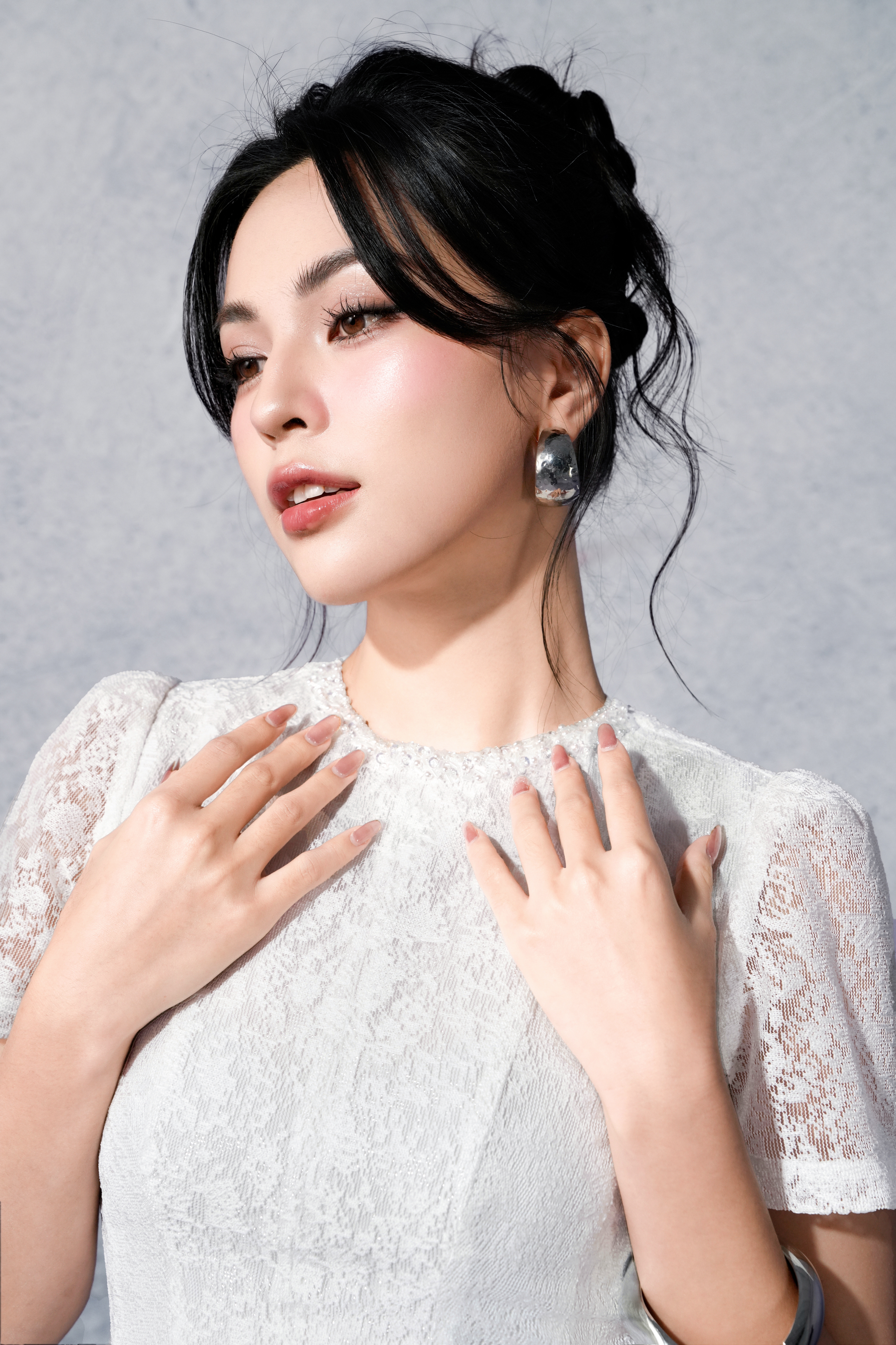 White Kamen Dress_thumbnail_5