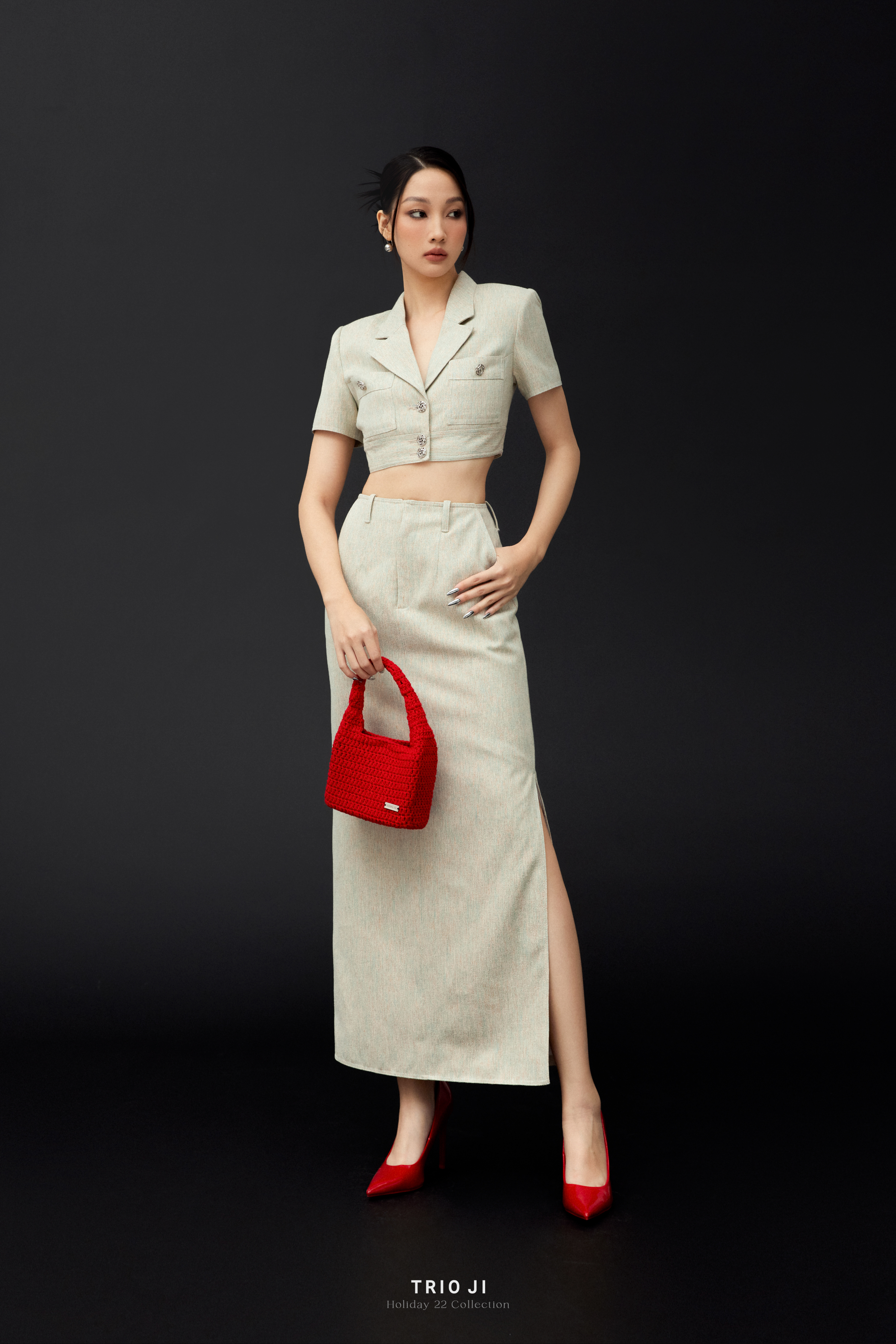 TRISHA Top_thumbnail_5